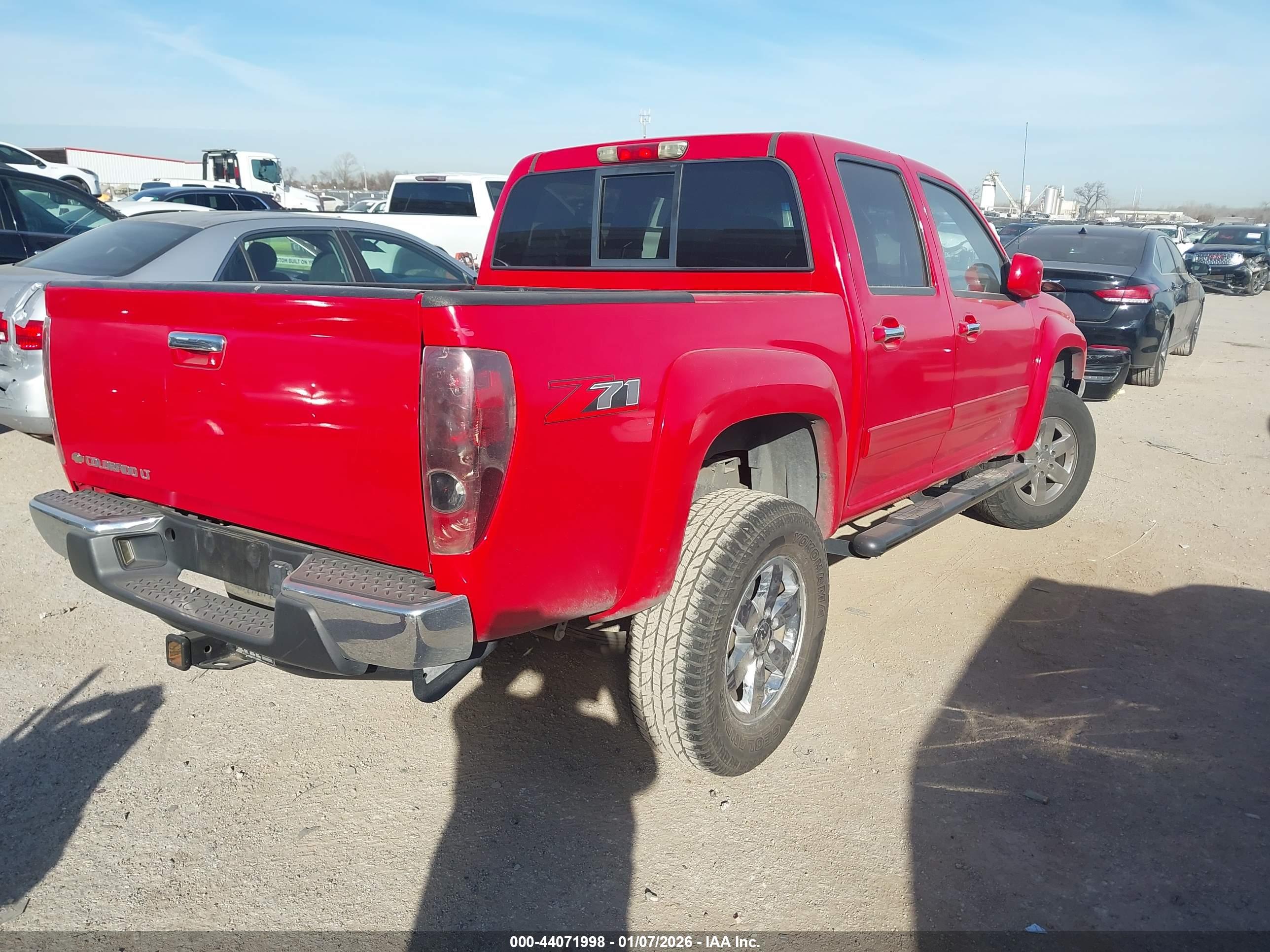 CHEVROLET COLORADO image 4