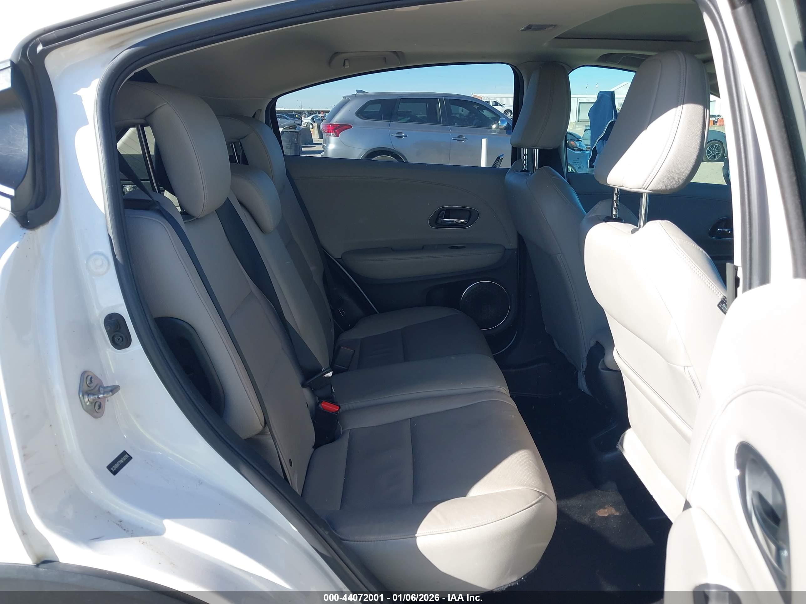 HONDA HR-V image 8