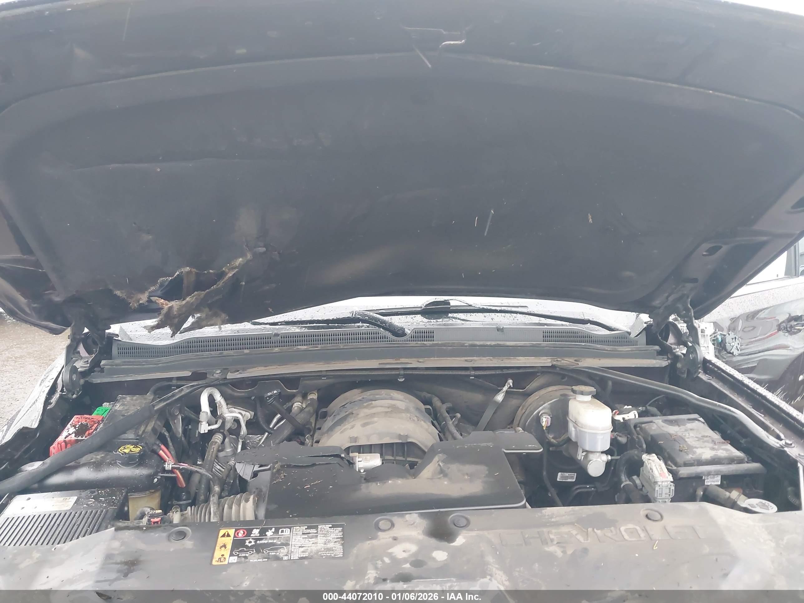 CHEVROLET TAHOE image 10
