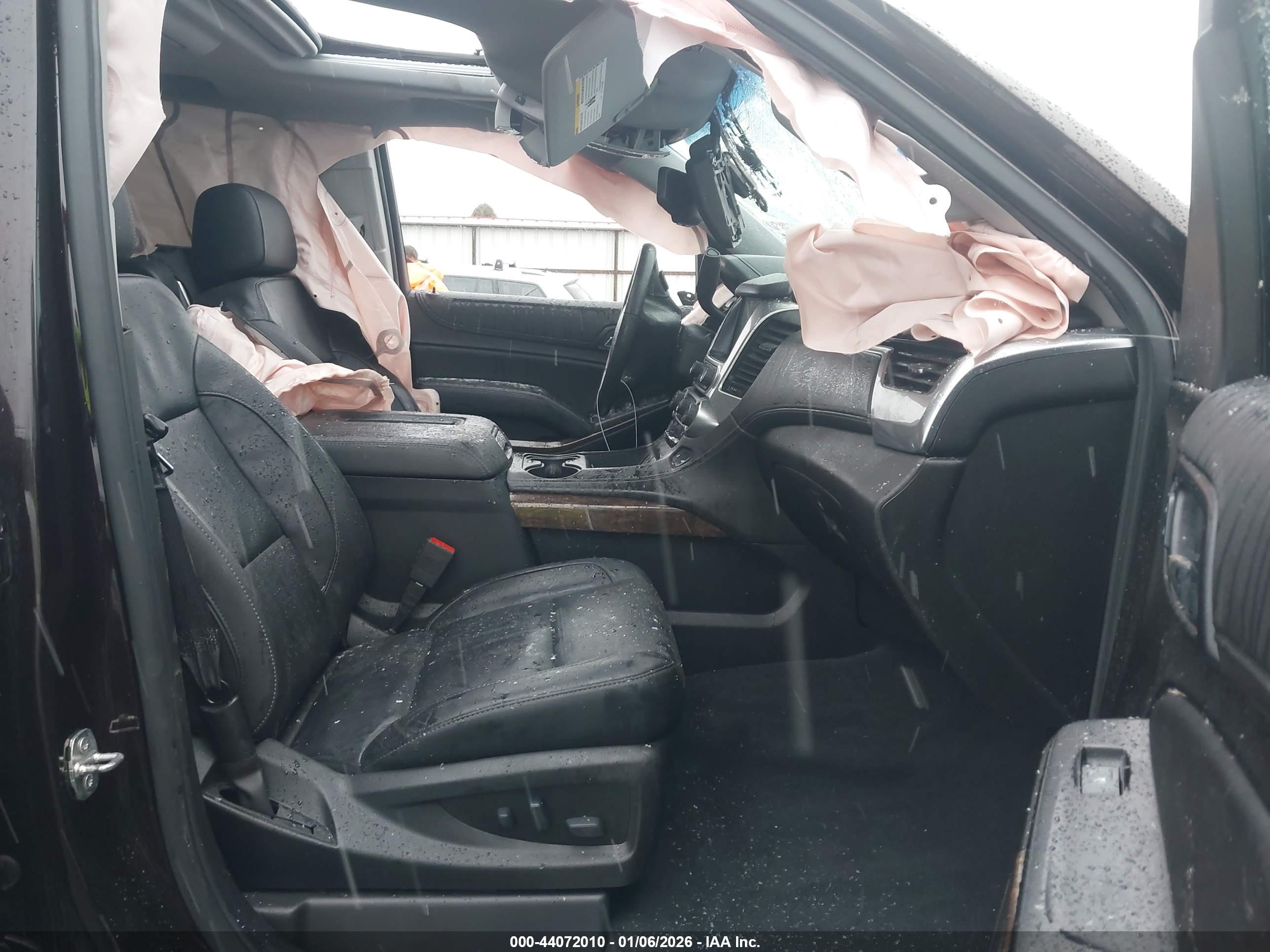 CHEVROLET TAHOE image 5