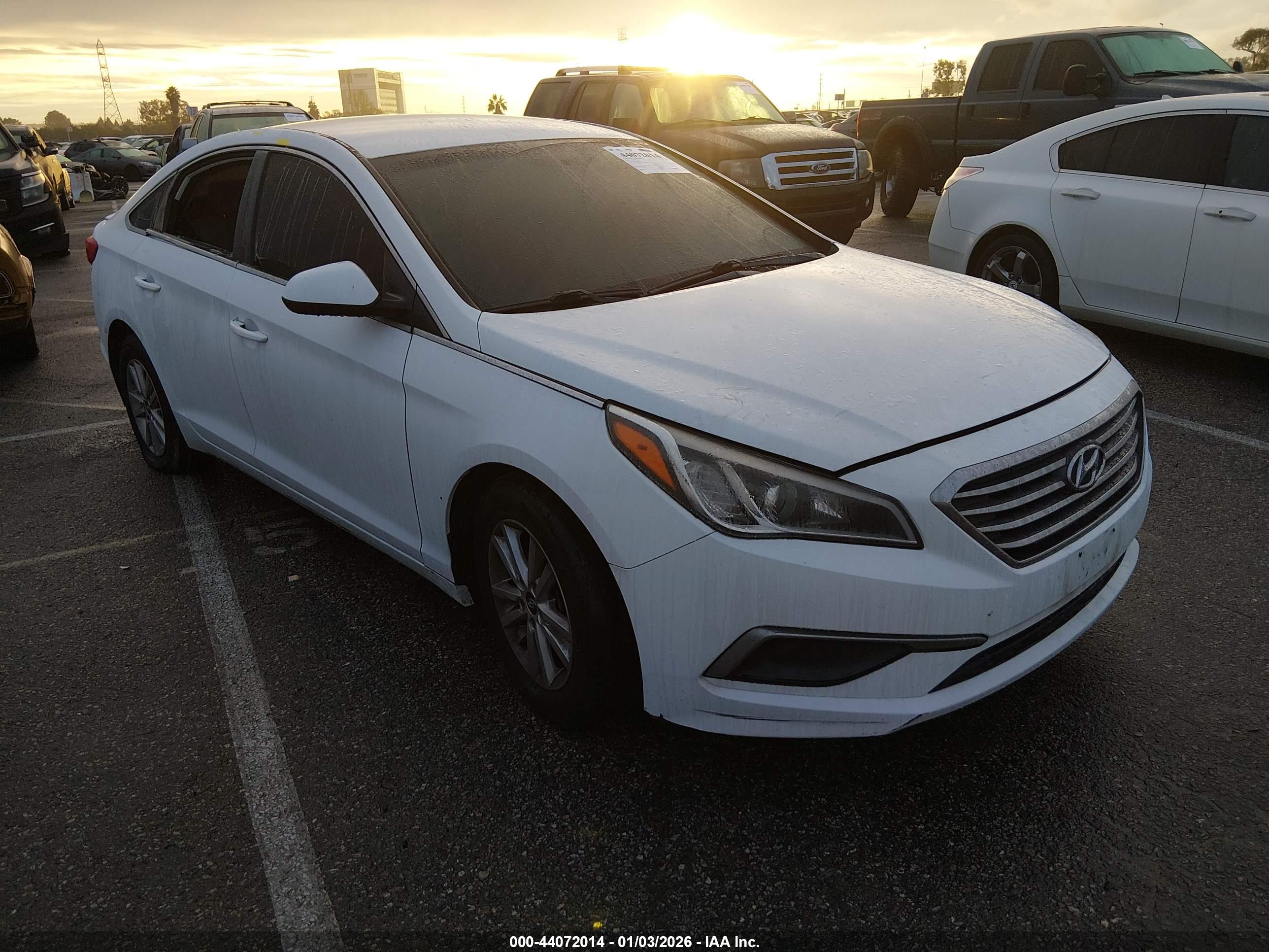 HYUNDAI SONATA image 6
