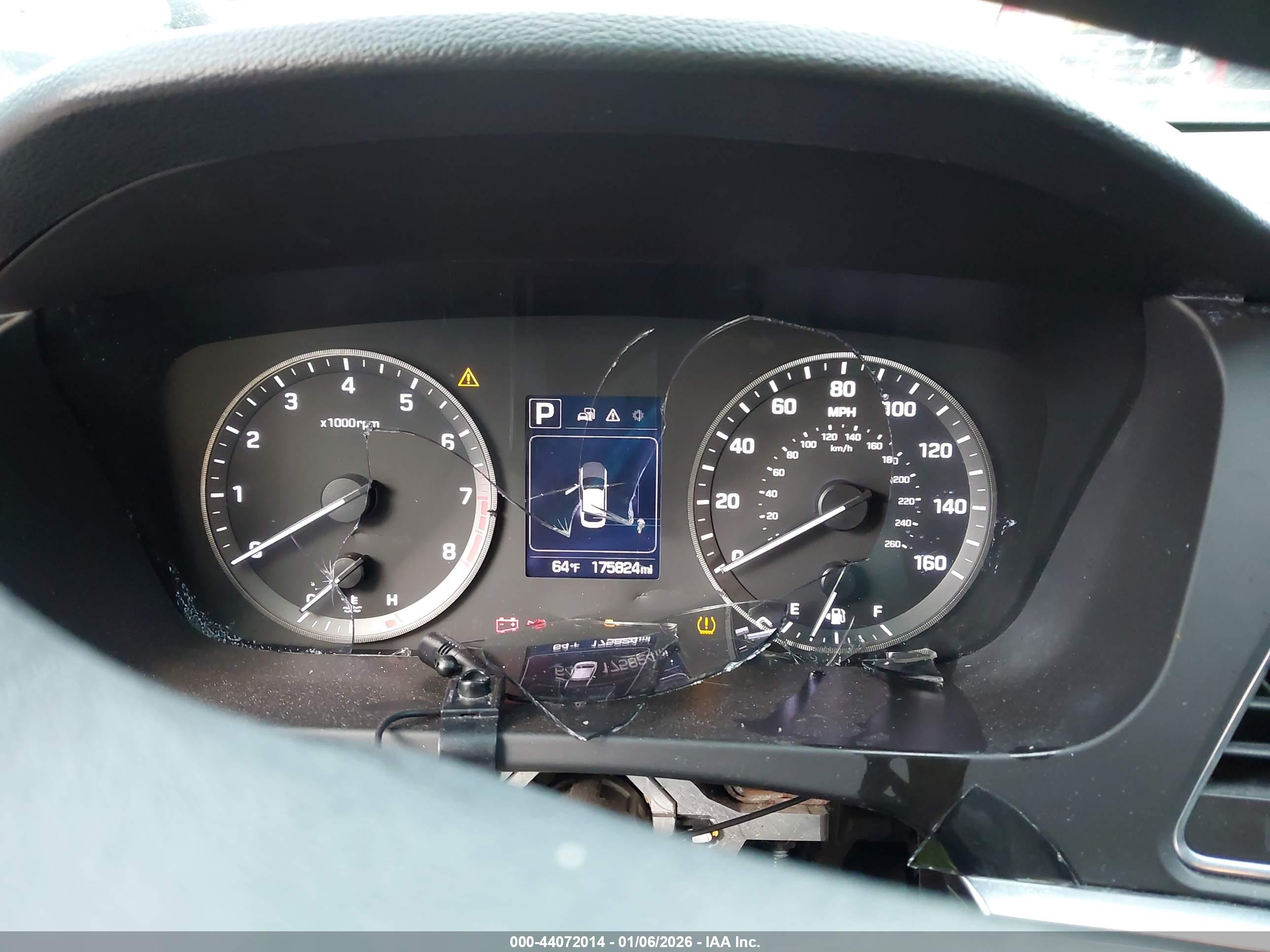 HYUNDAI SONATA image 7