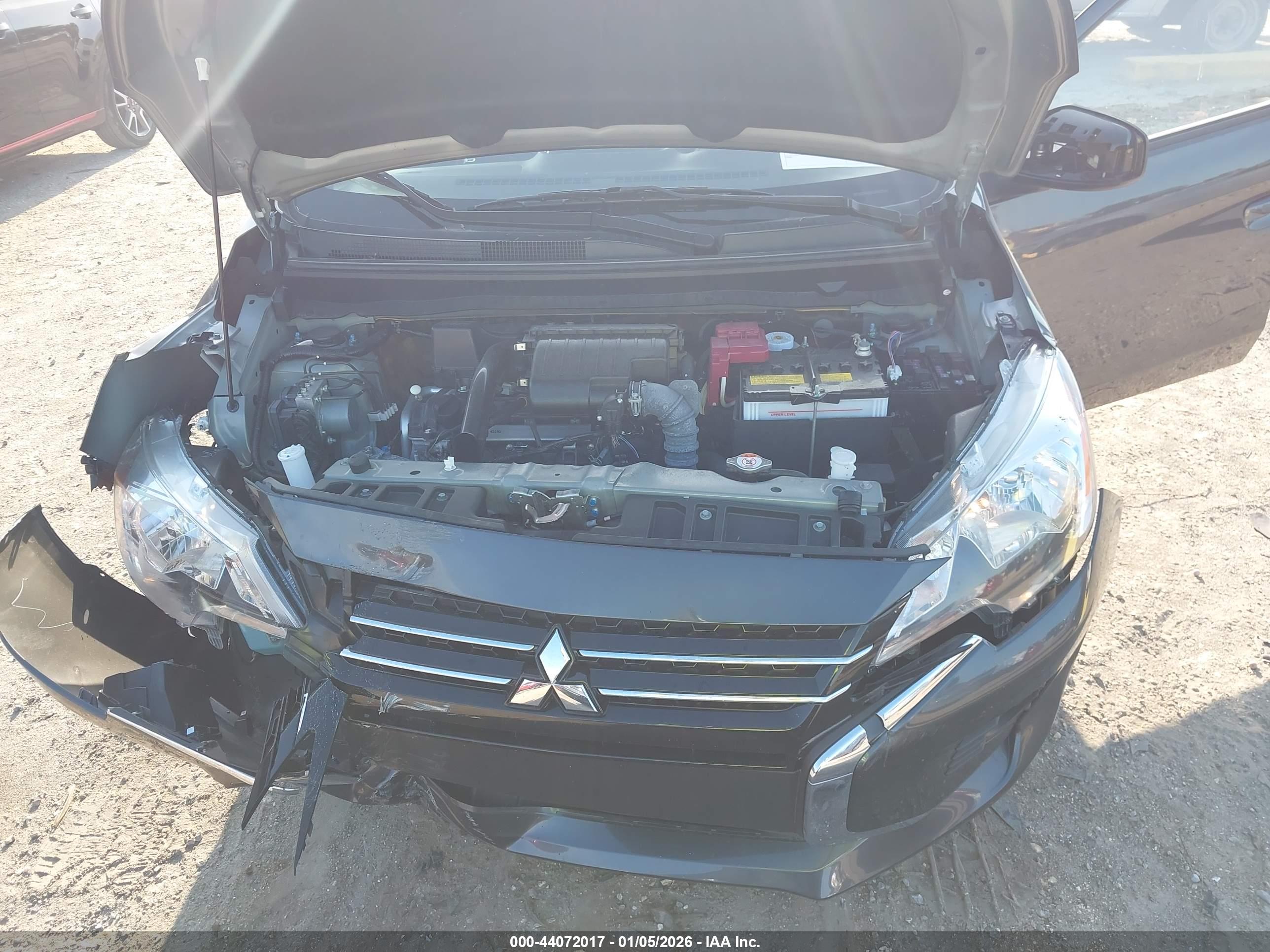 MITSUBISHI MIRAGE image 10