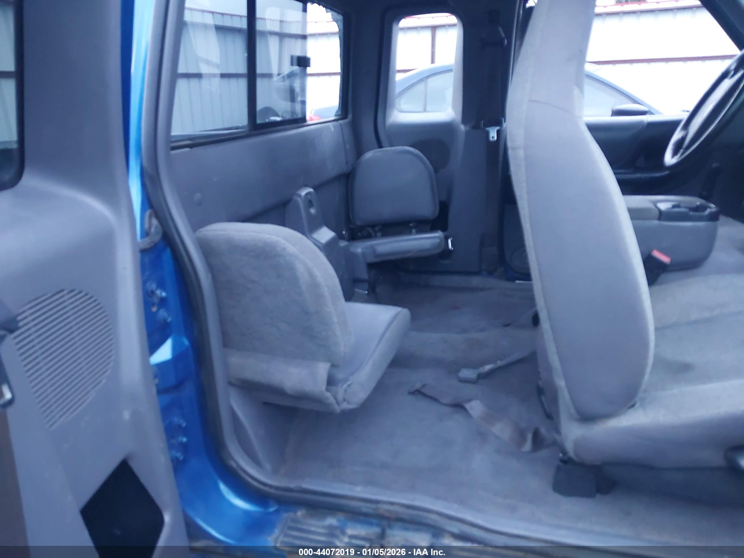 FORD RANGER image 8
