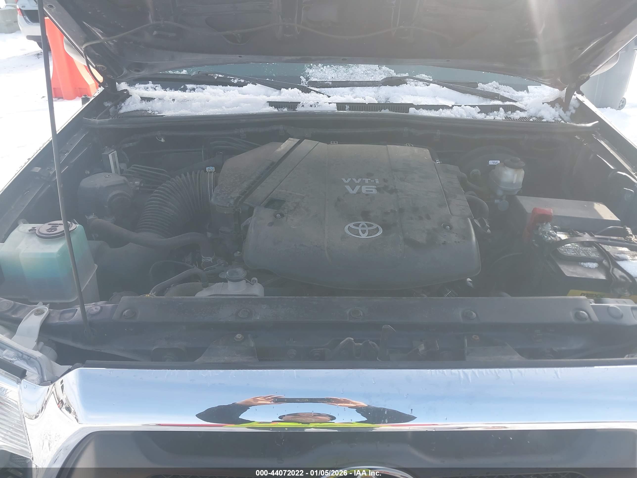 TOYOTA TACOMA image 10