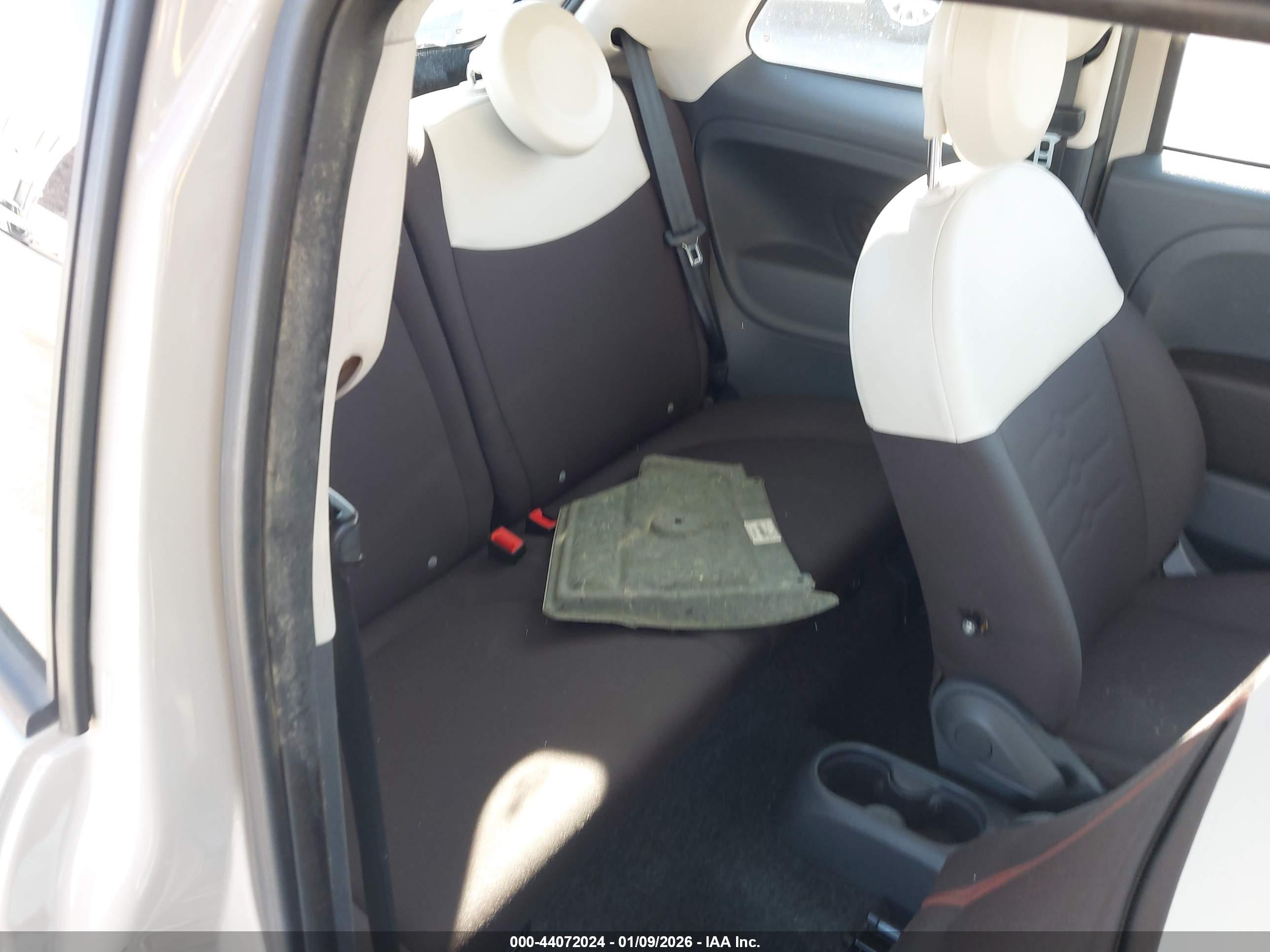 FIAT 500 image 8