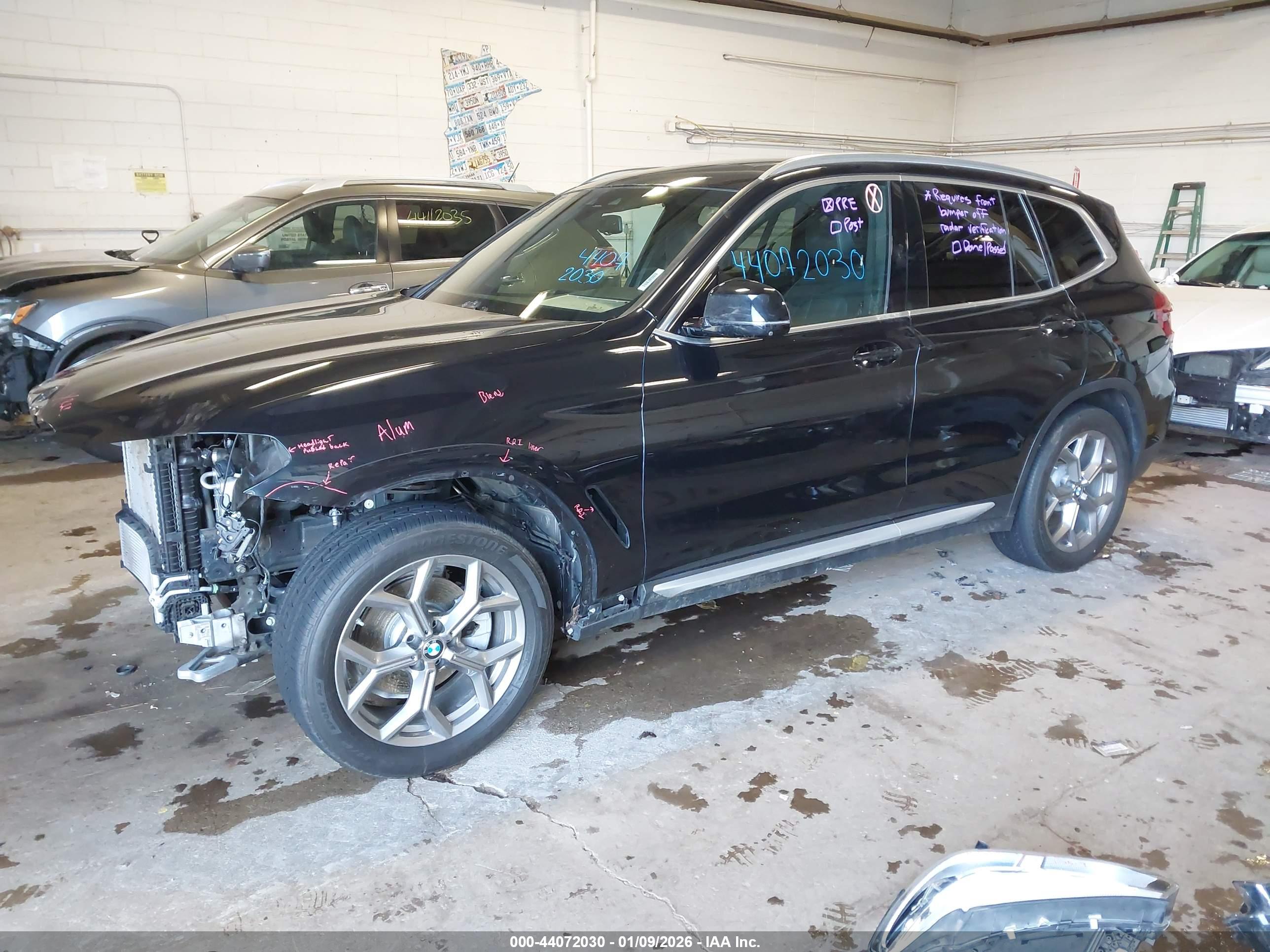 BMW X3 image 2