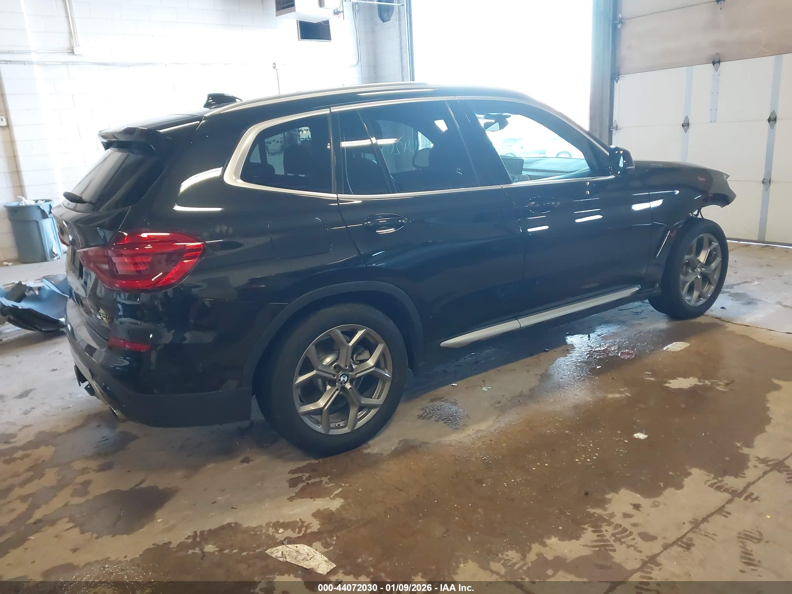 BMW X3 image 4