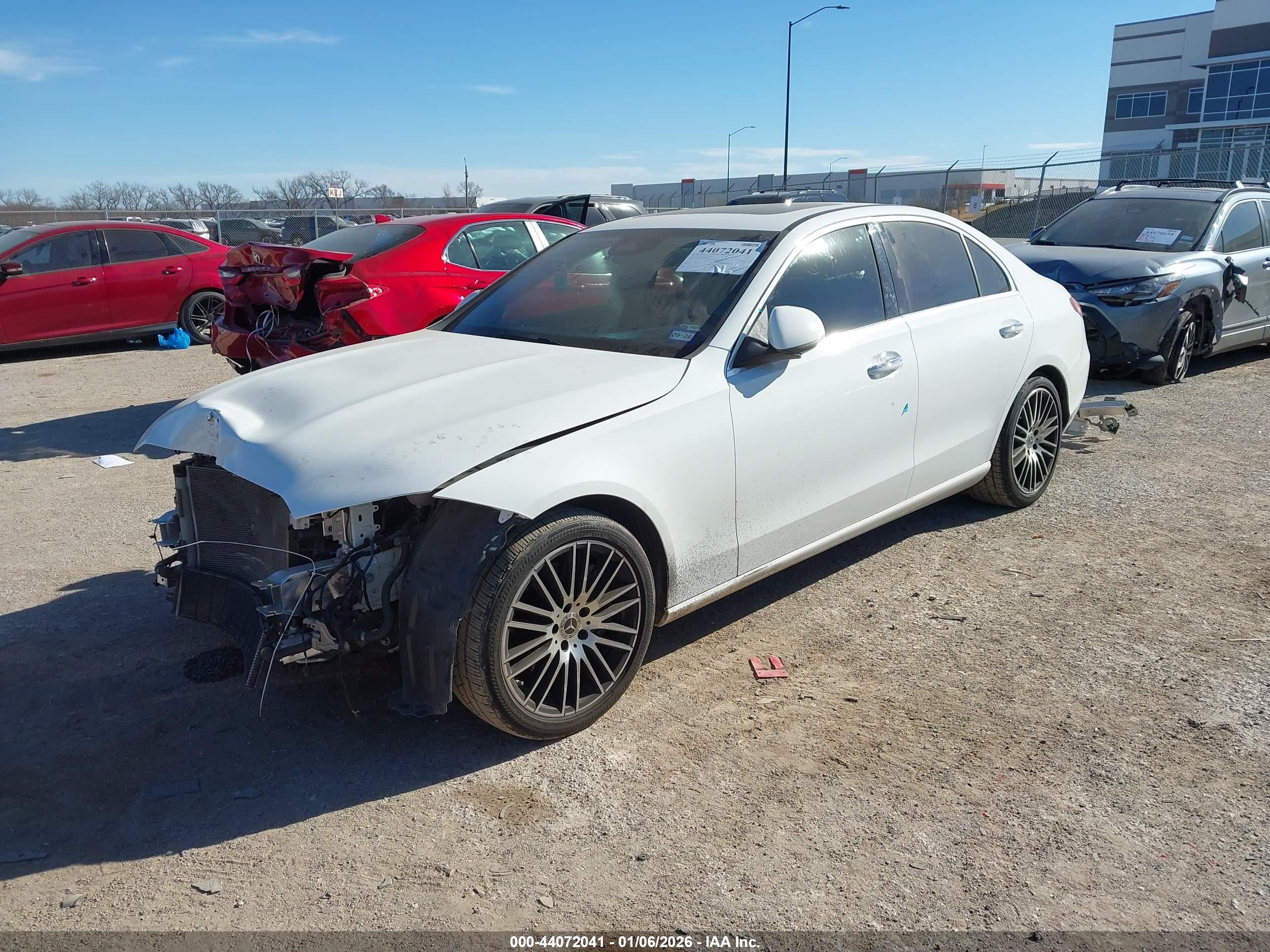 MERCEDES-BENZ C image 2