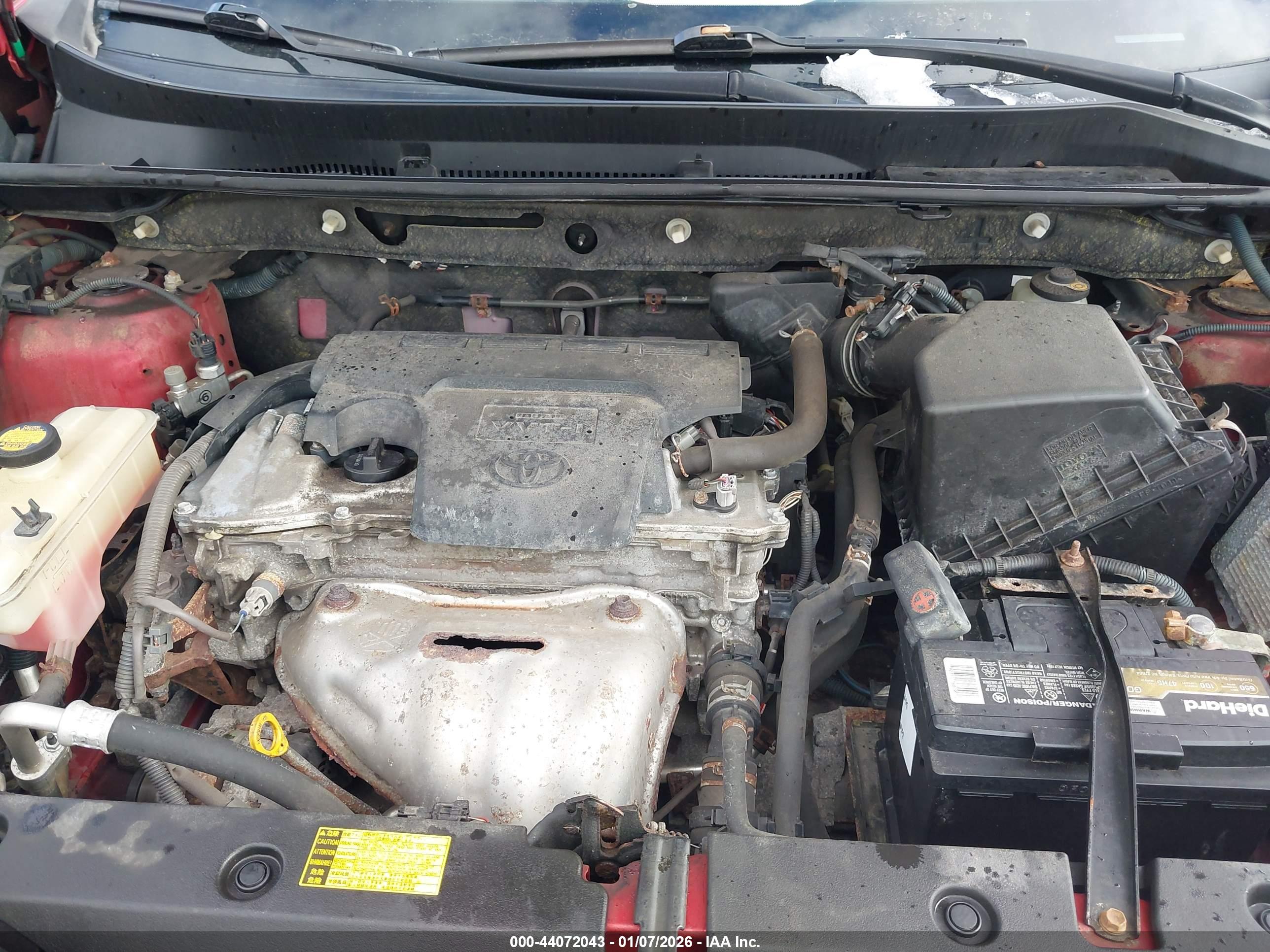 TOYOTA RAV4 image 10