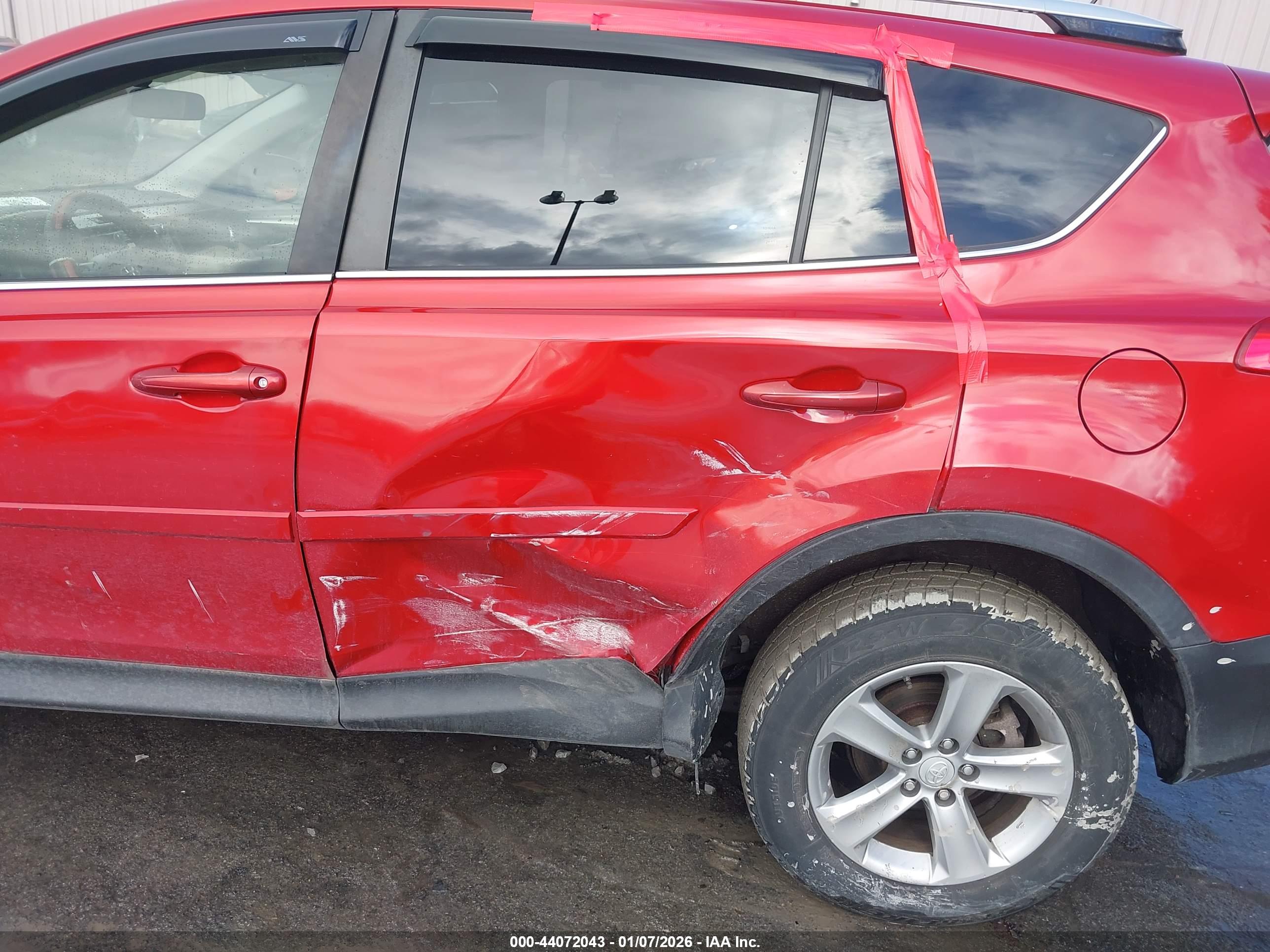 TOYOTA RAV4 image 6