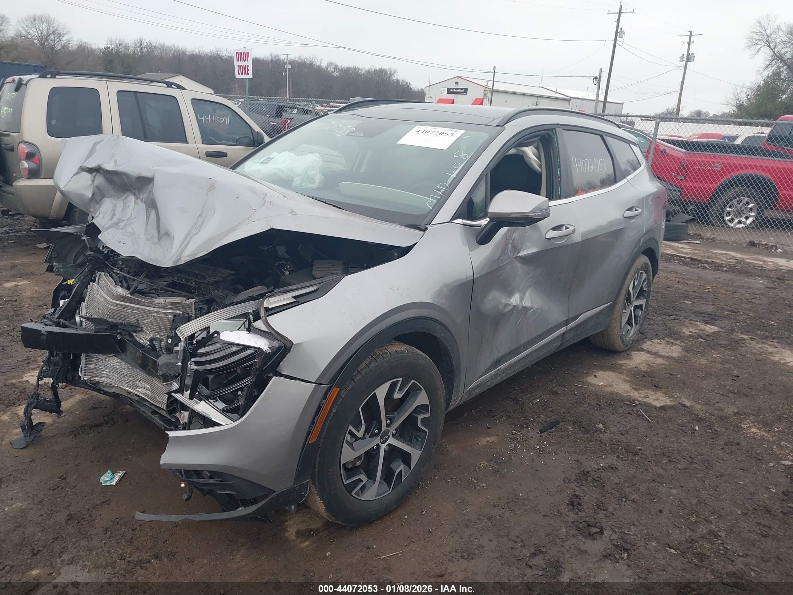 KIA SPORTAGE image 6