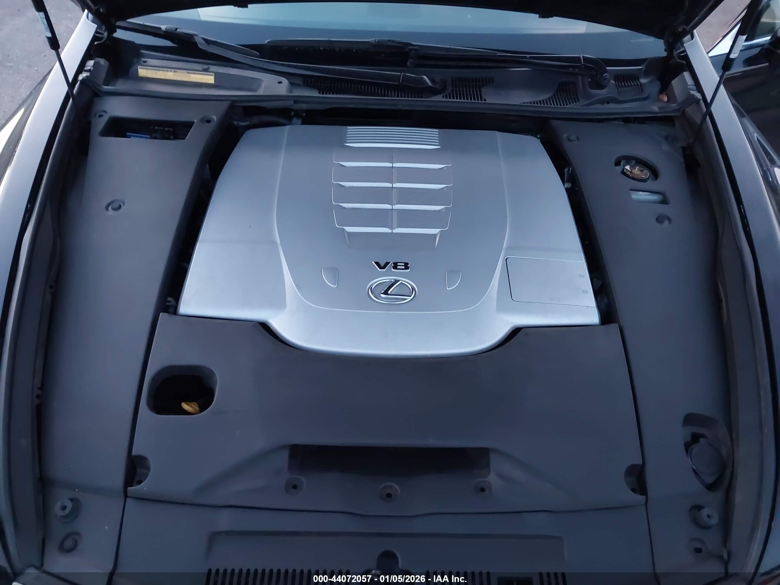 LEXUS LS image 10