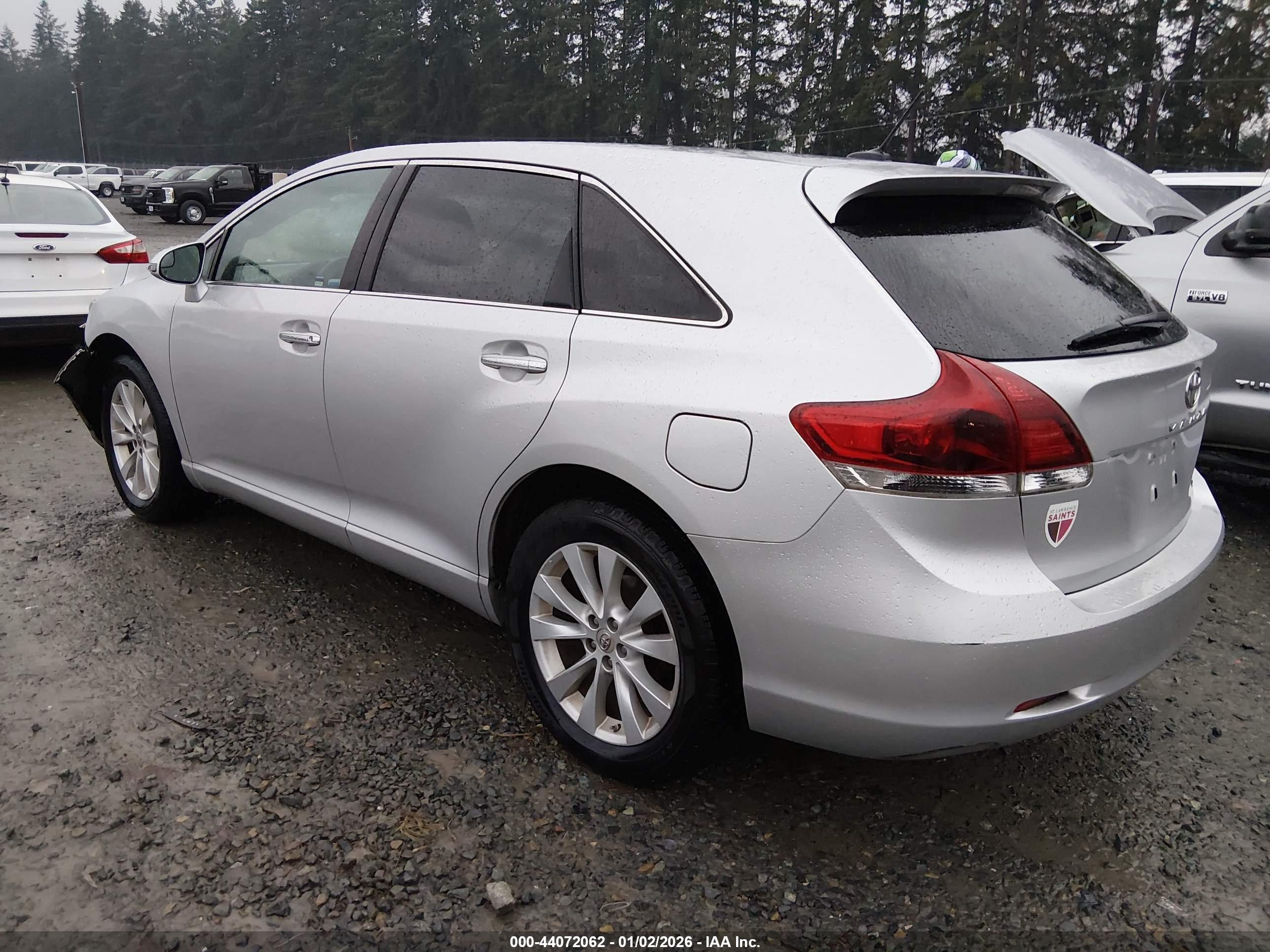 TOYOTA VENZA image 3