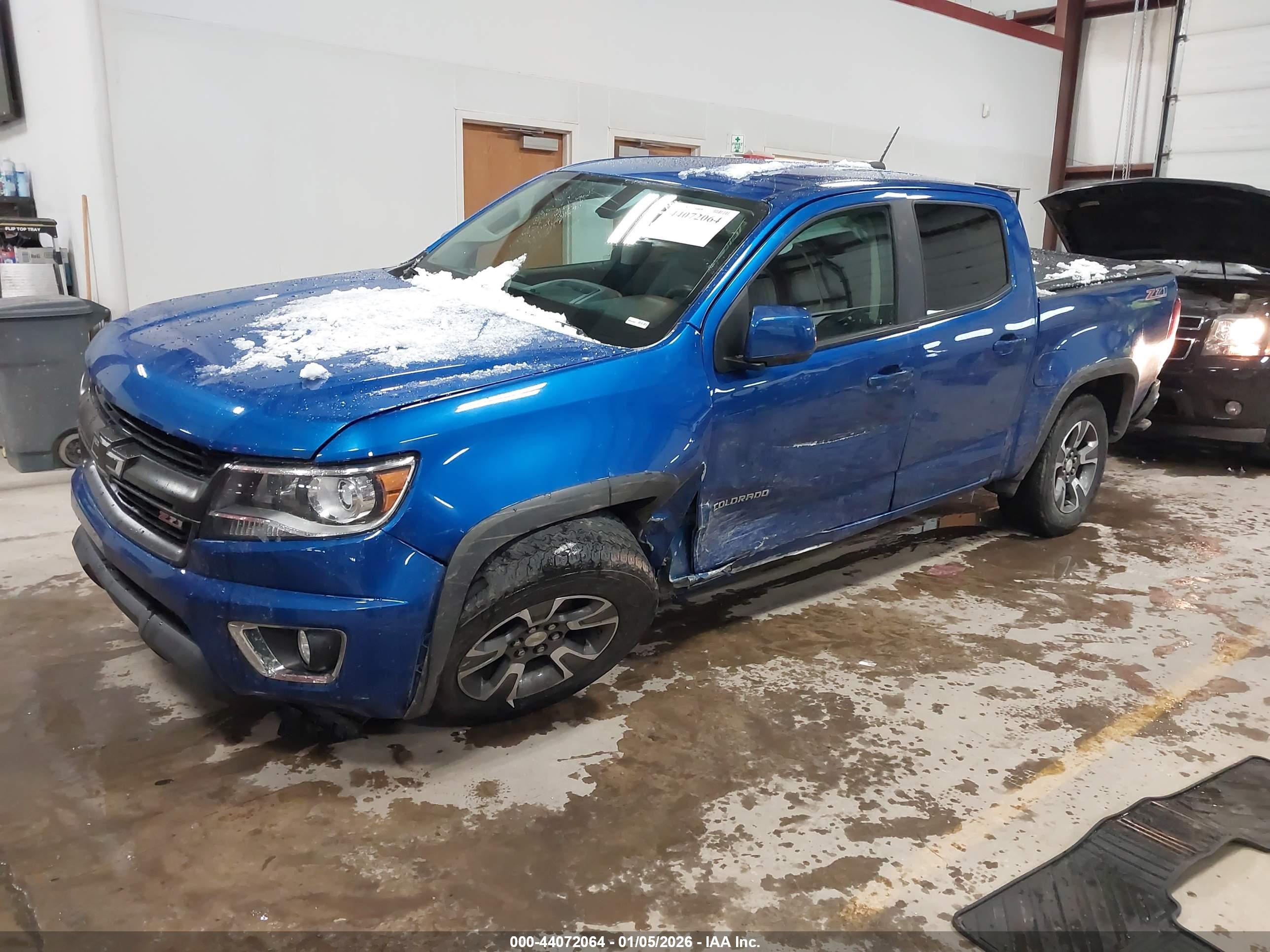 CHEVROLET COLORADO image 2