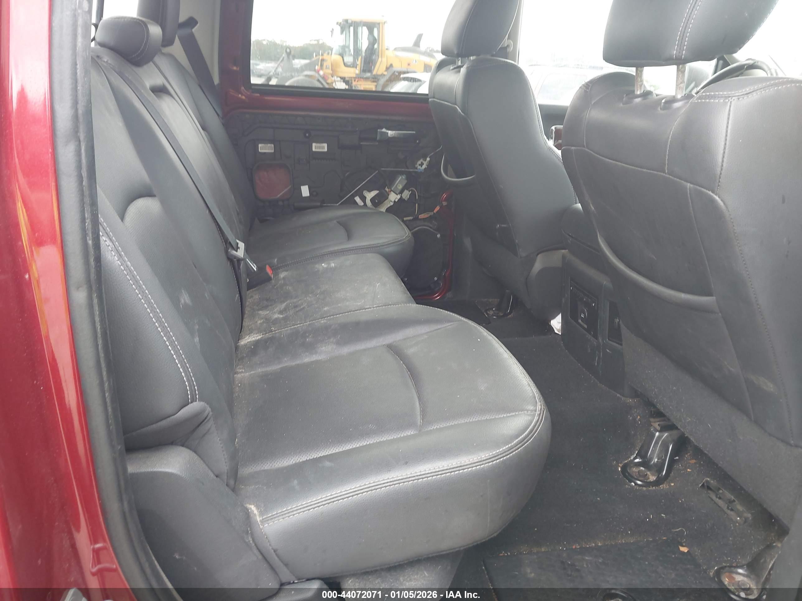 RAM 2500 image 8