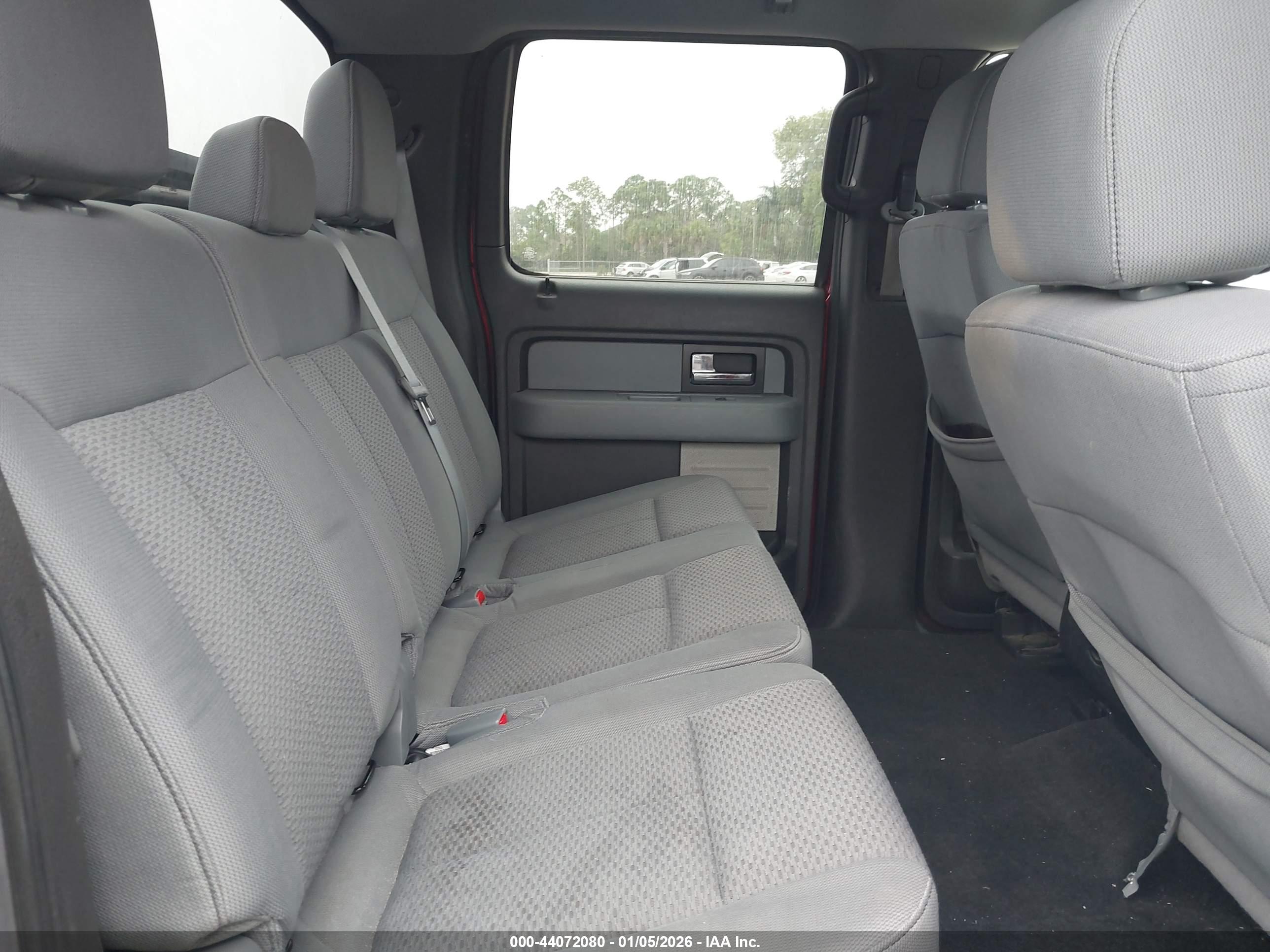 FORD F-150 image 8