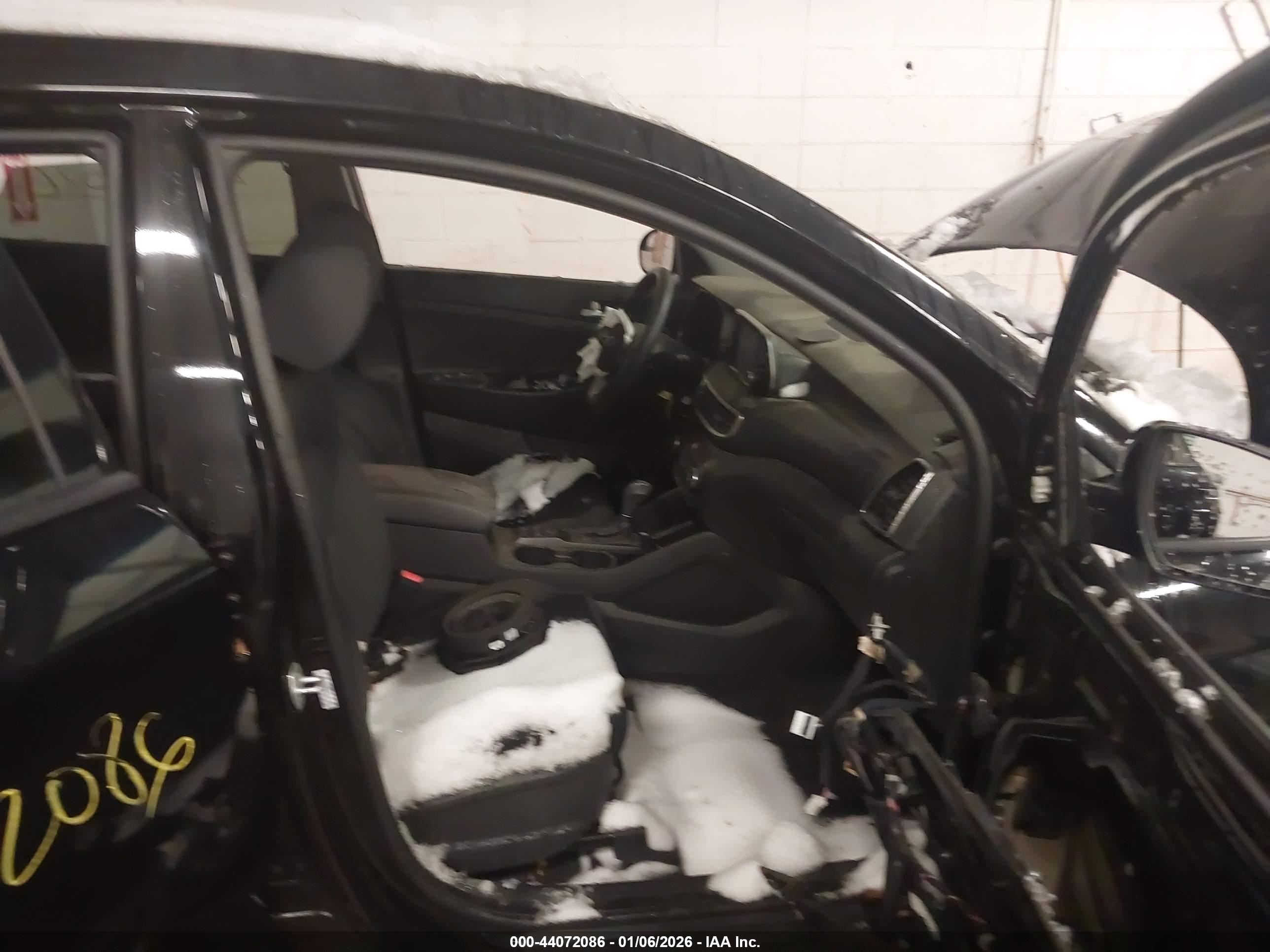 HYUNDAI TUCSON image 5