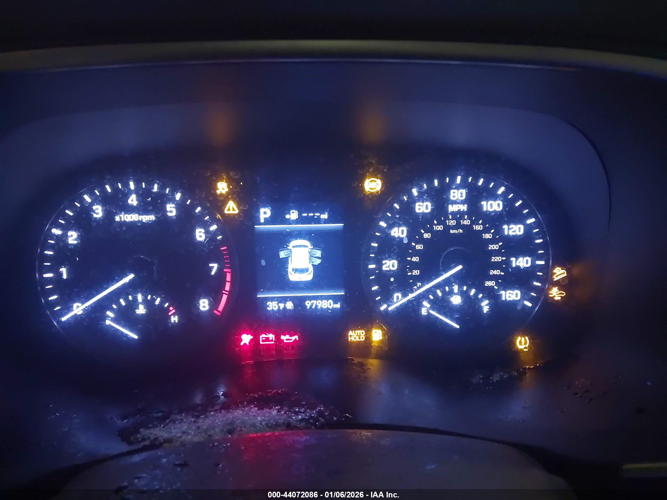 HYUNDAI TUCSON image 7