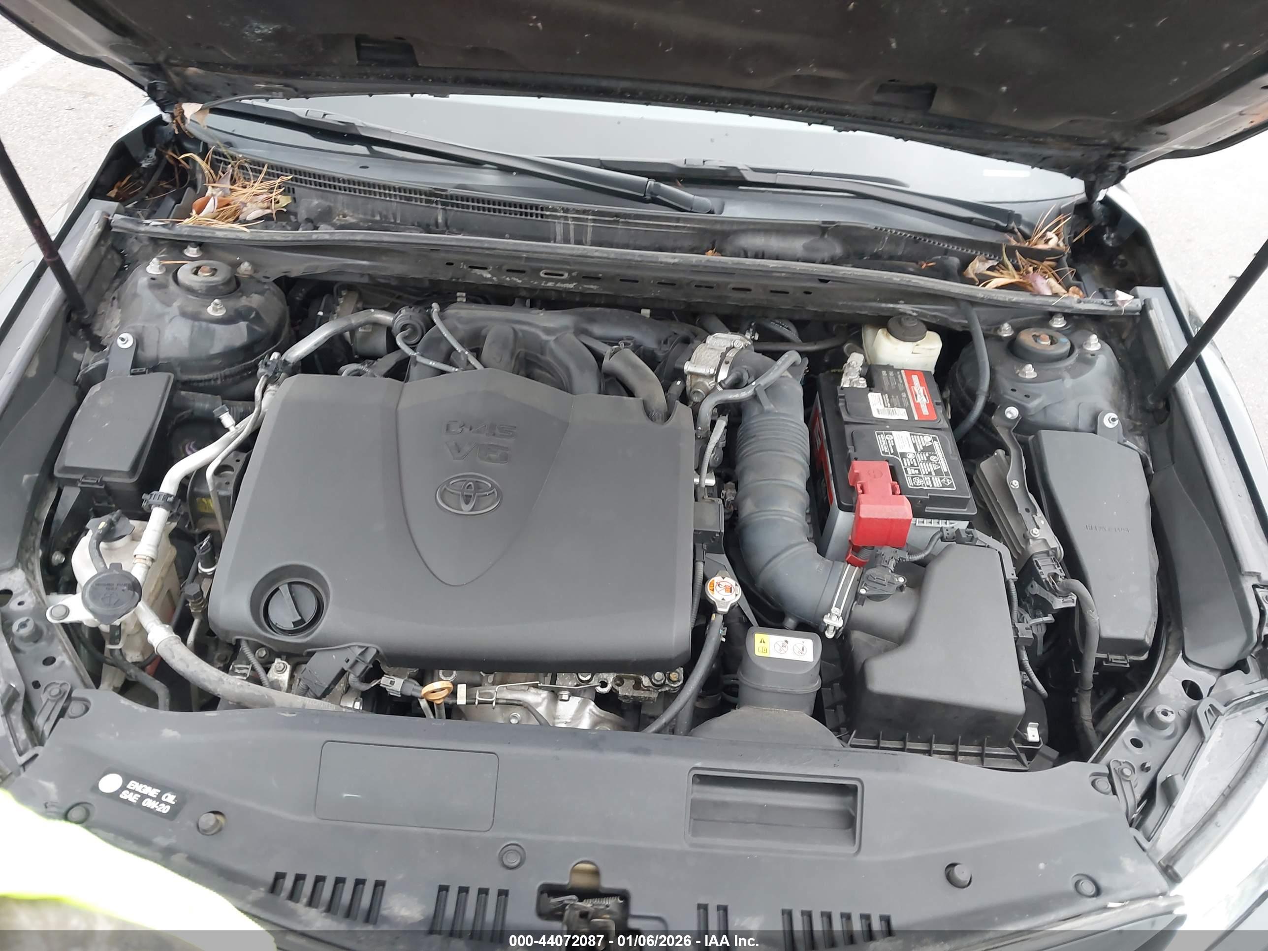 TOYOTA CAMRY image 10