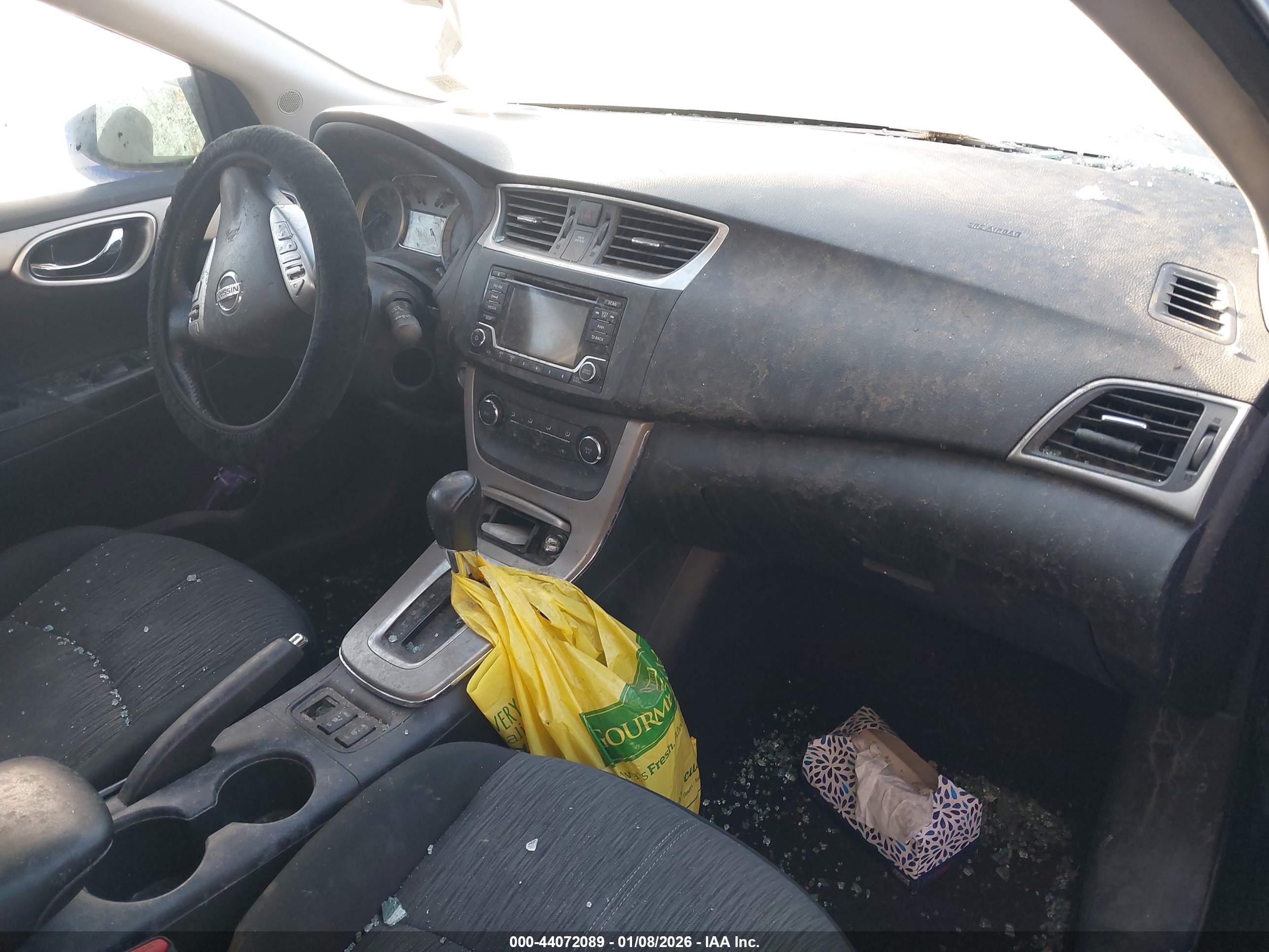 NISSAN SENTRA image 5