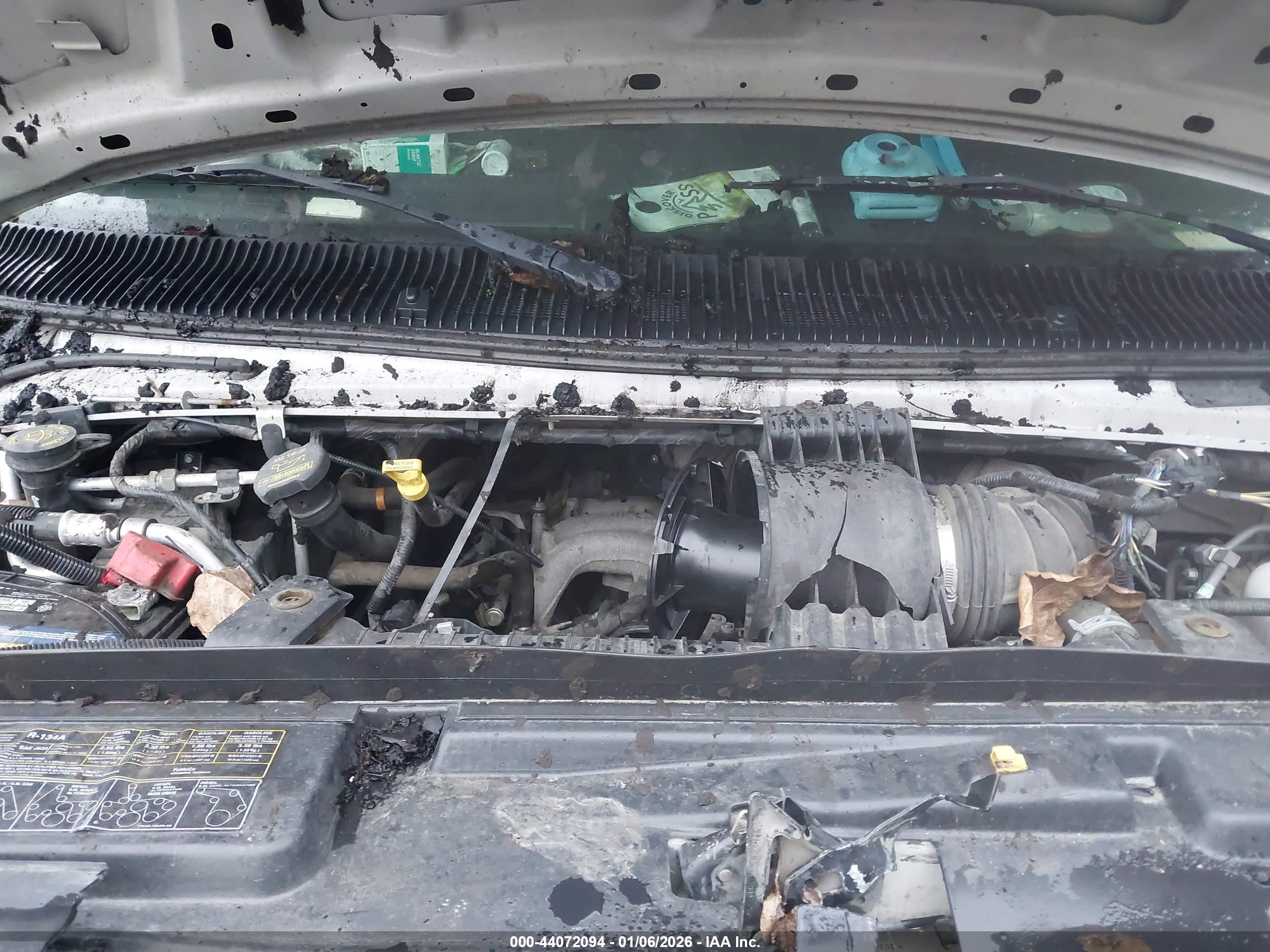 FORD E-350 image 10