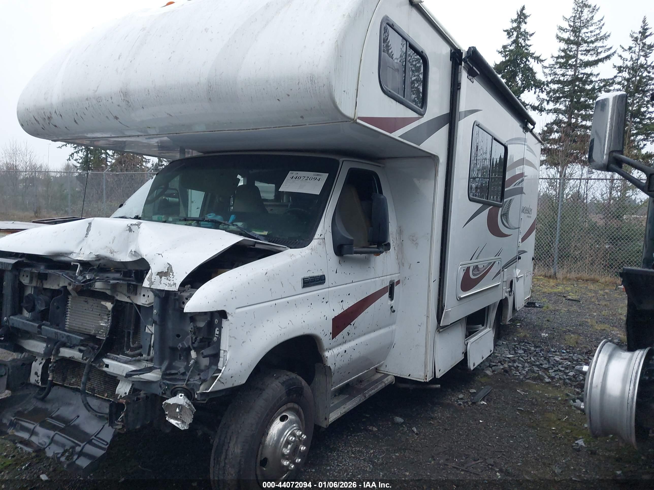 FORD E-350 image 2