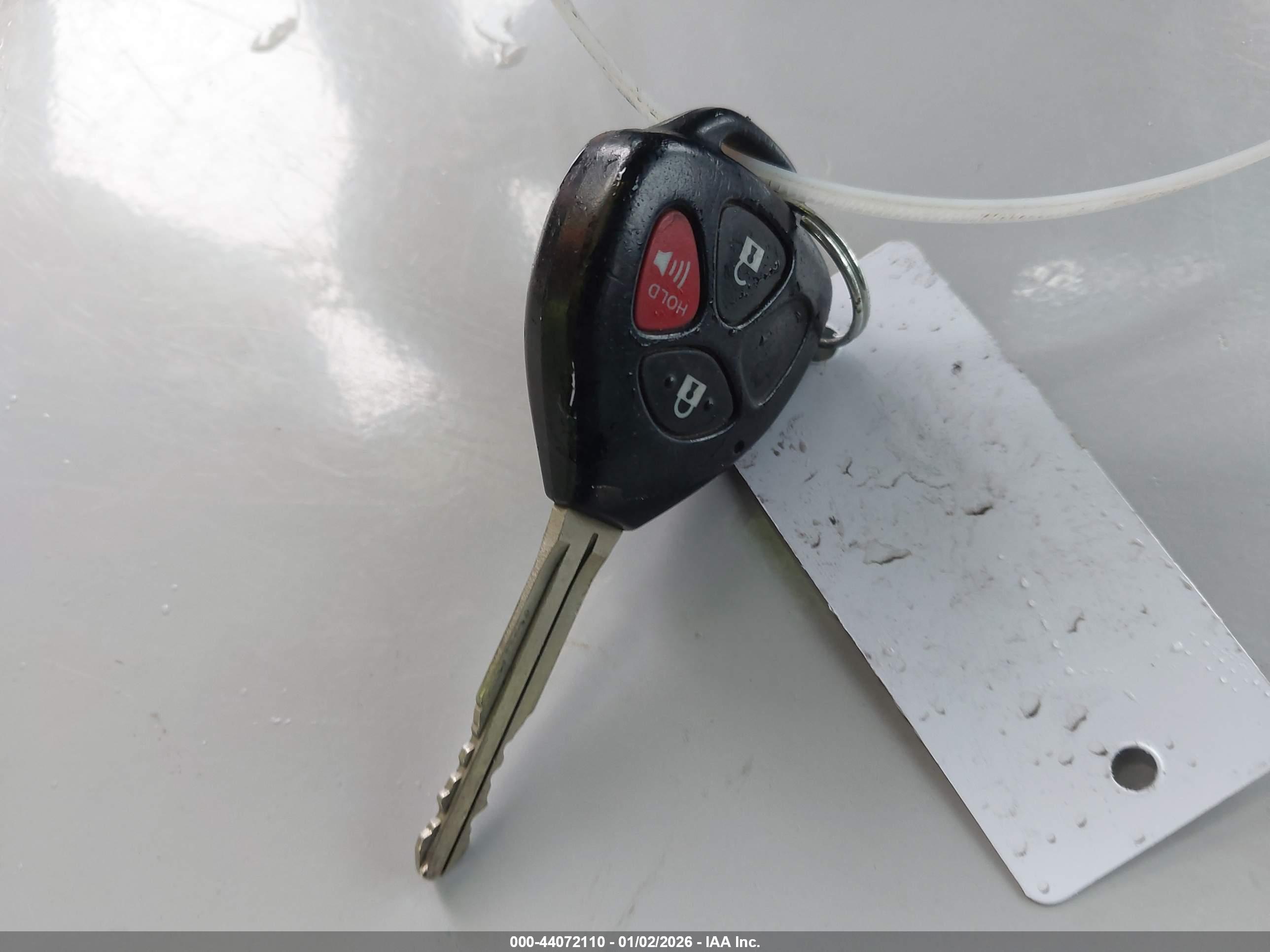 TOYOTA RAV4 image 11