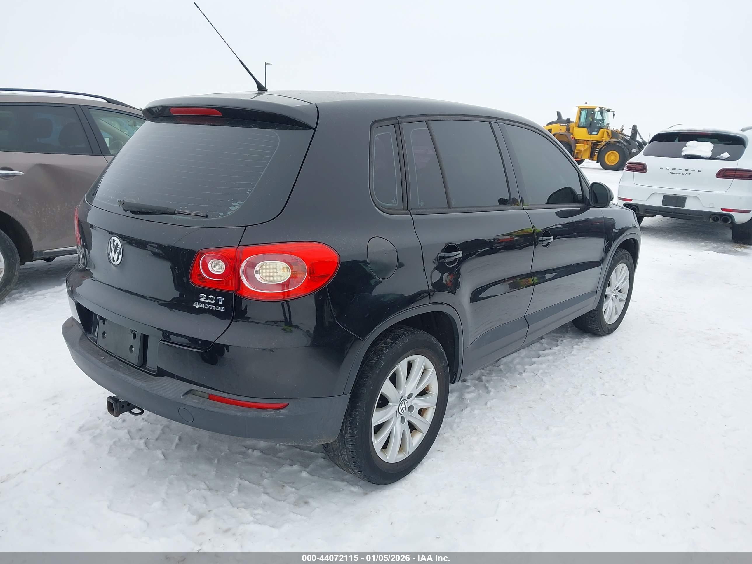 VOLKSWAGEN TIGUAN image 4