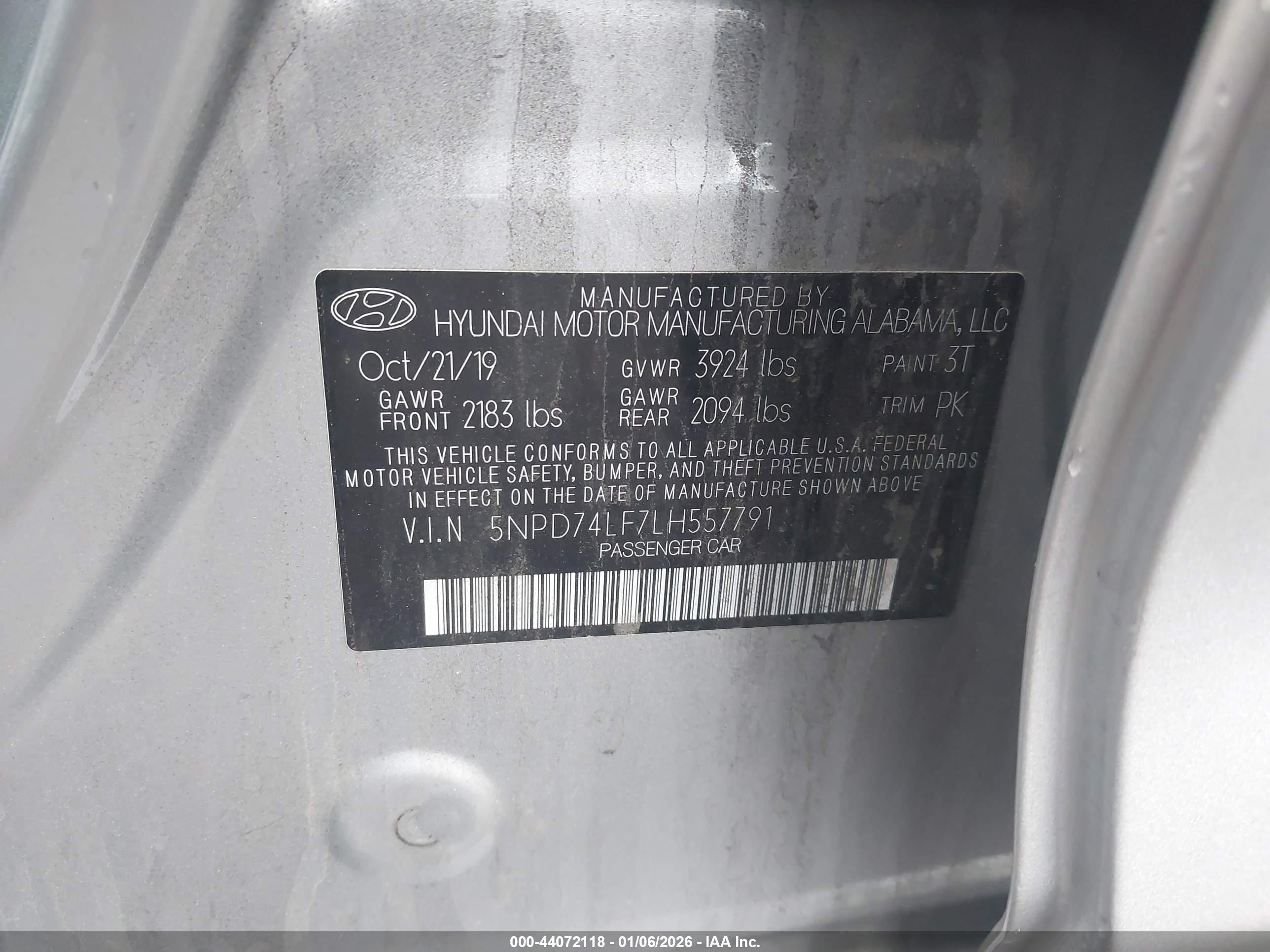 HYUNDAI ELANTRA image 9