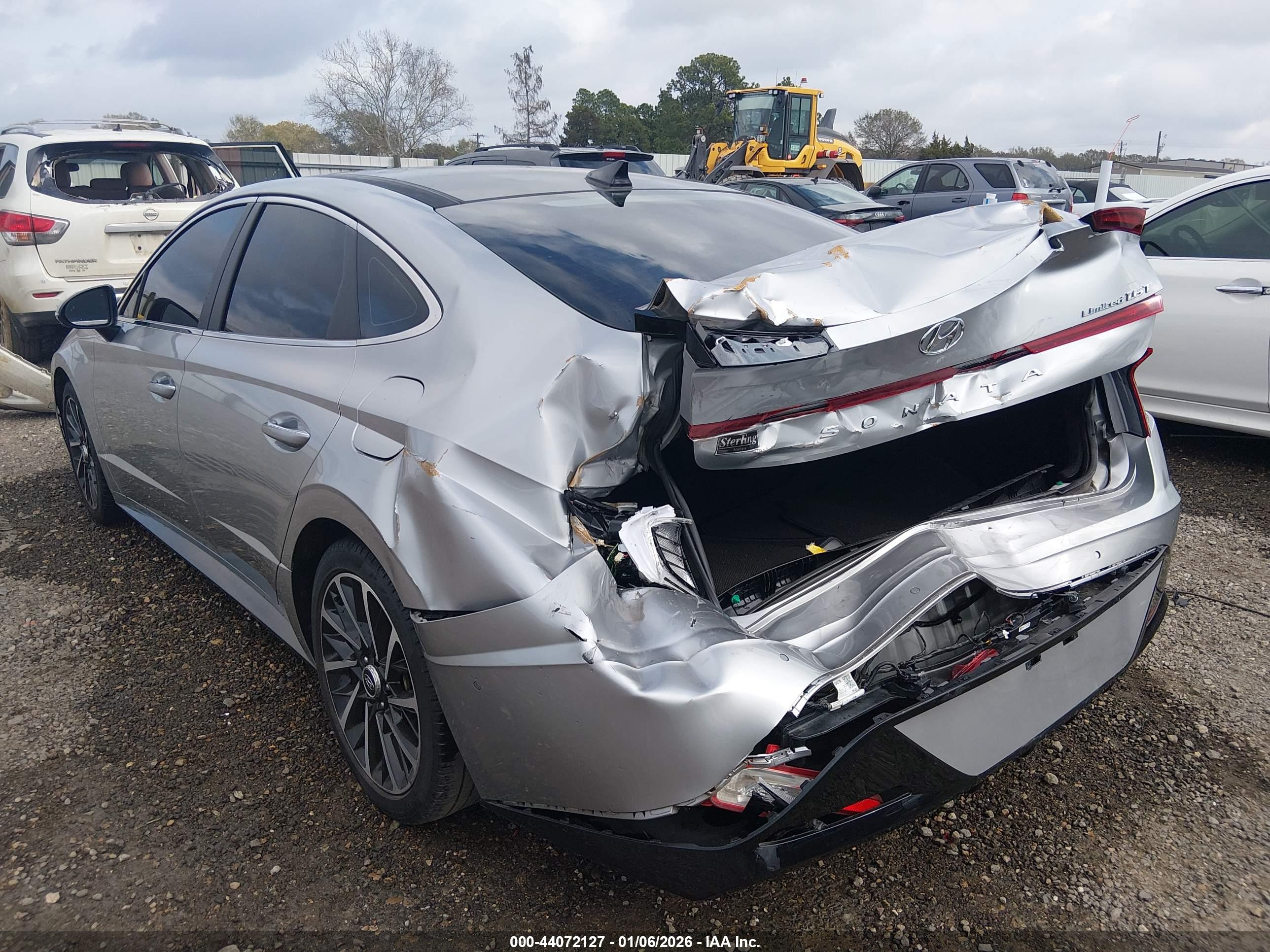 HYUNDAI SONATA image 6