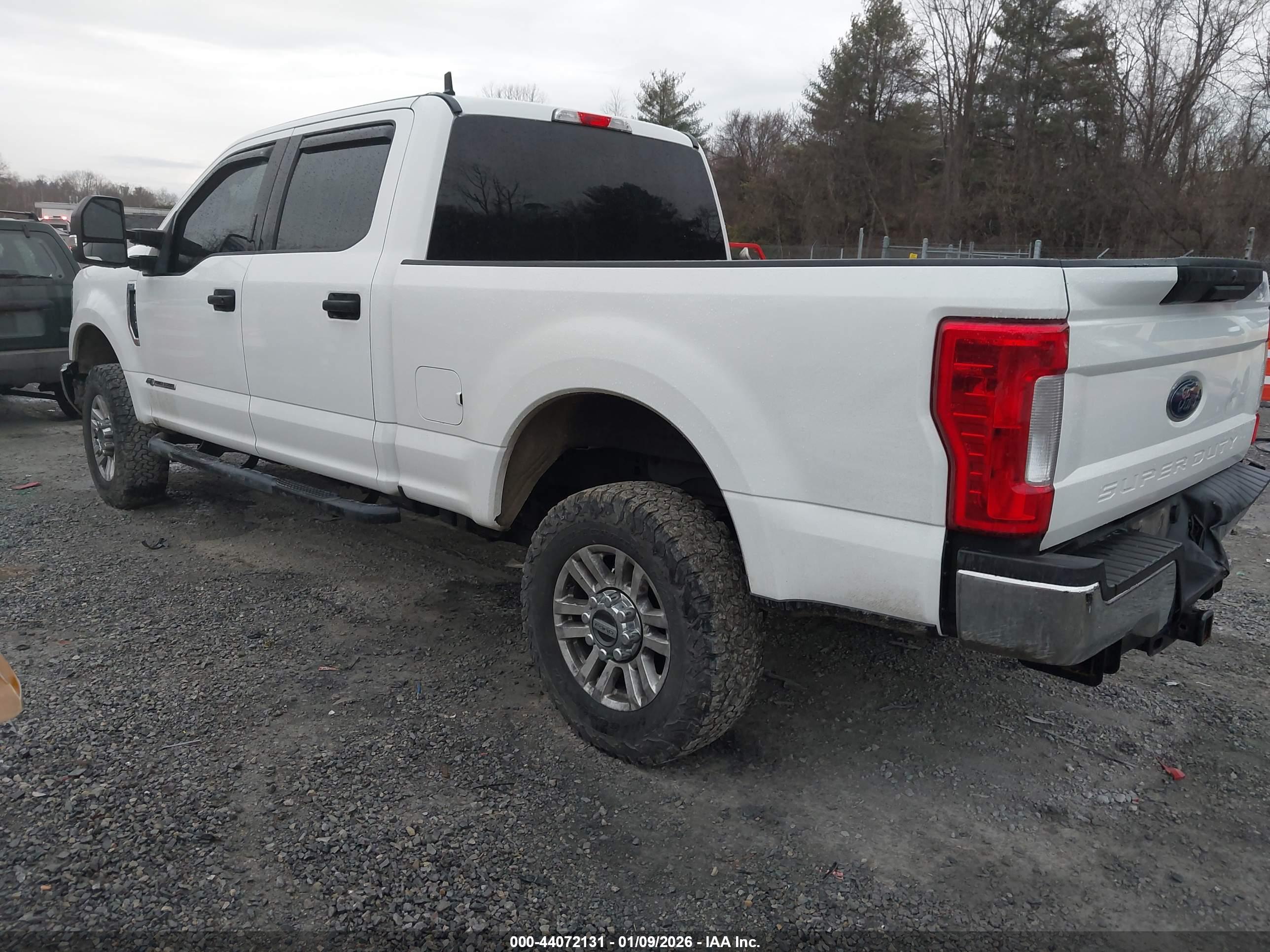 FORD F-250 image 3