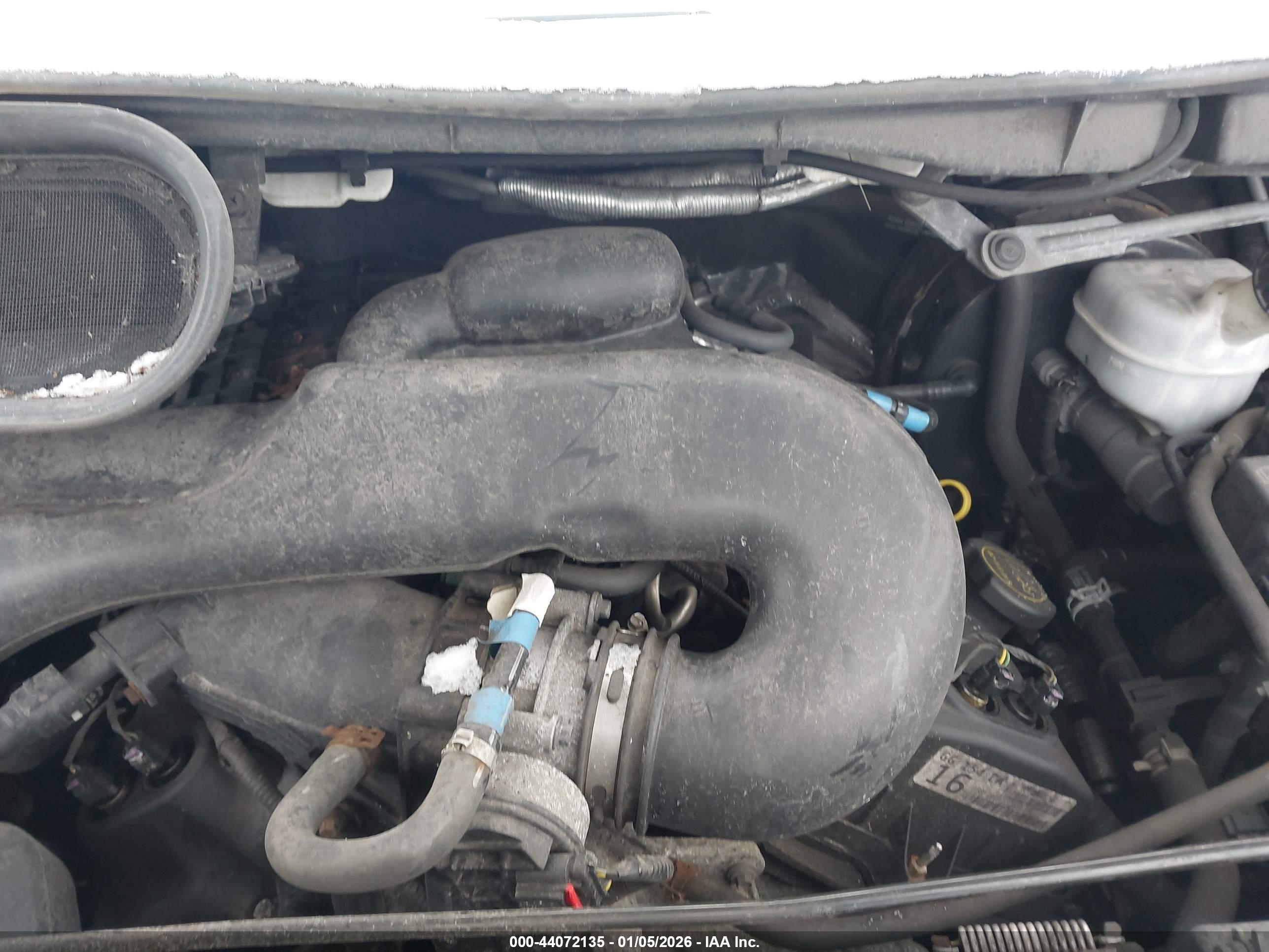 FORD TRANSIT-250 image 10