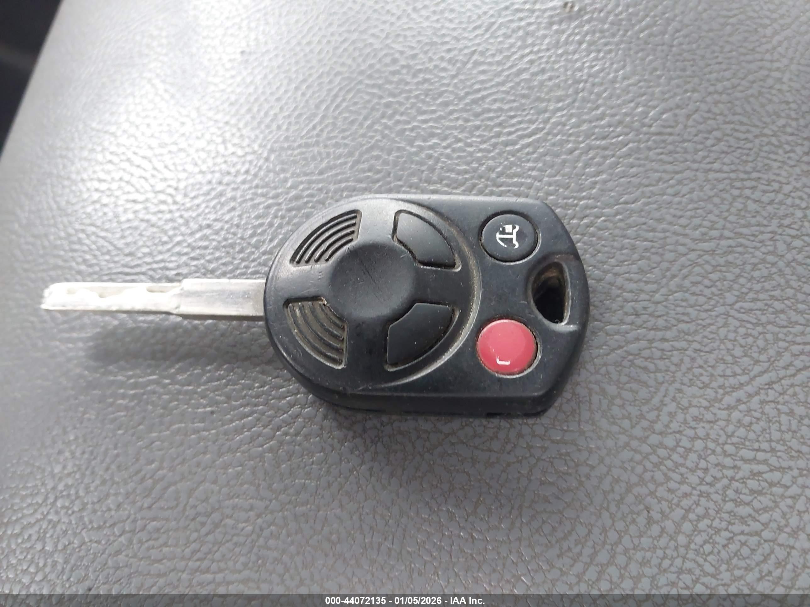 FORD TRANSIT-250 image 11