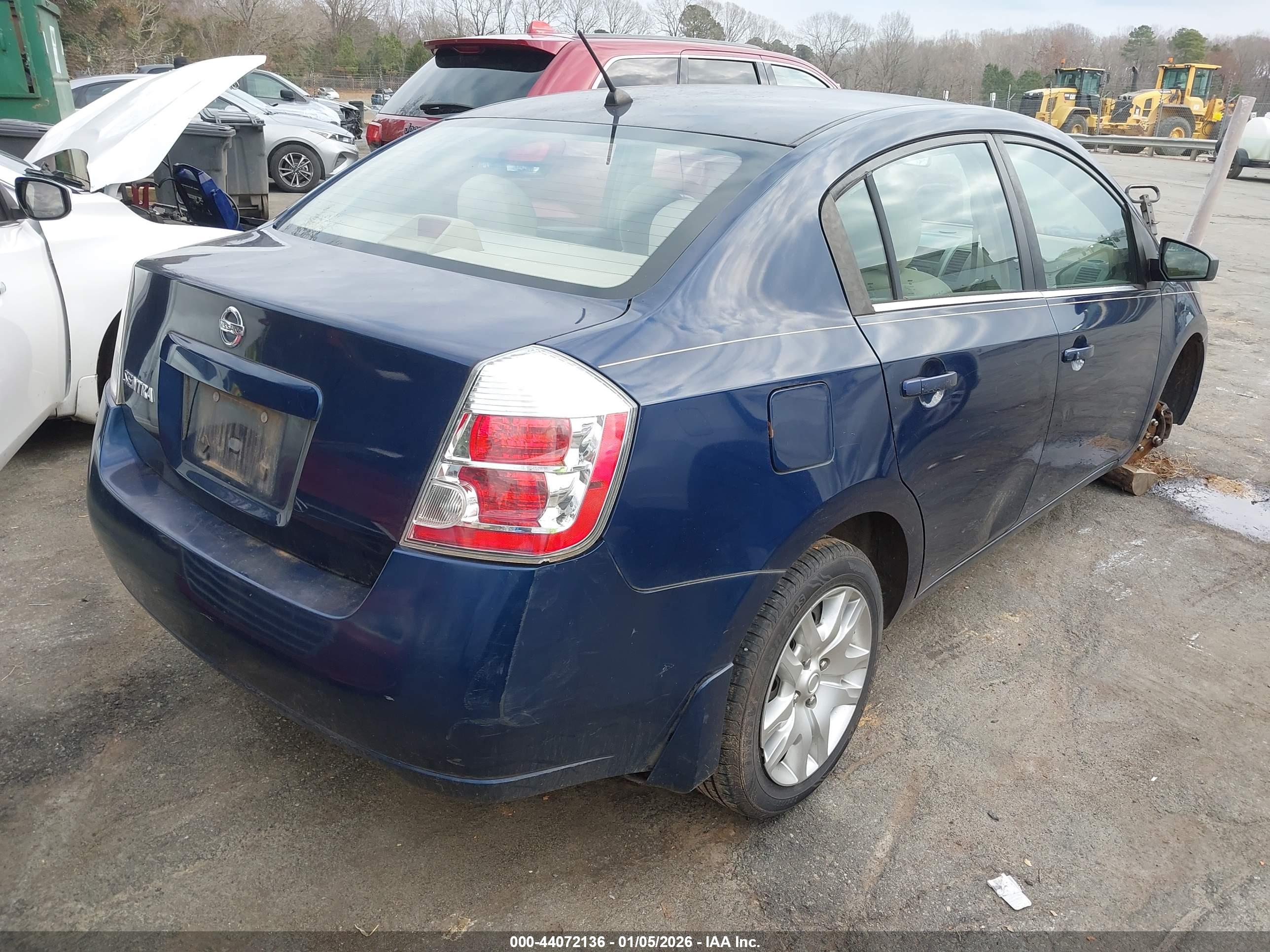 NISSAN SENTRA image 4