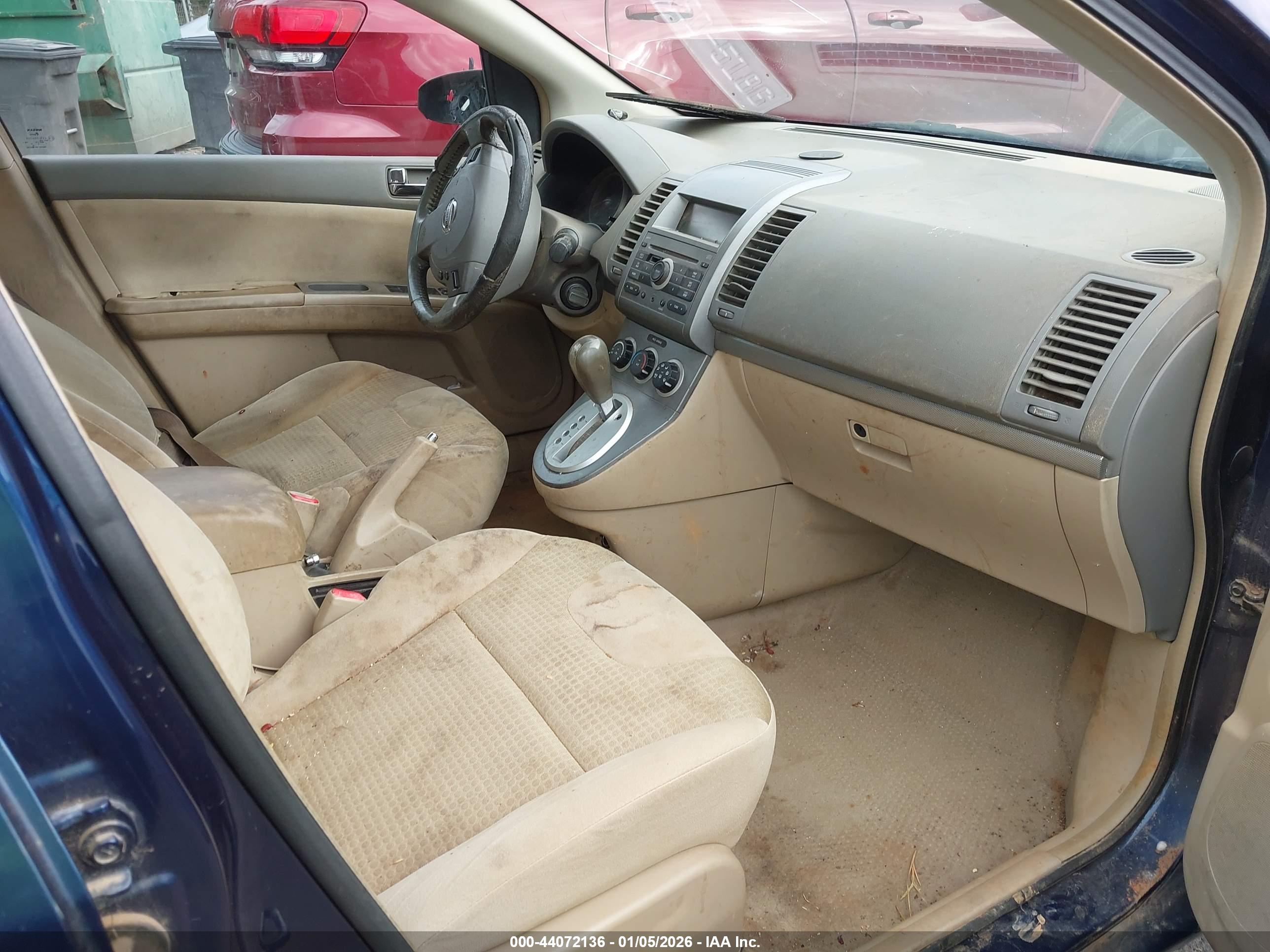NISSAN SENTRA image 5