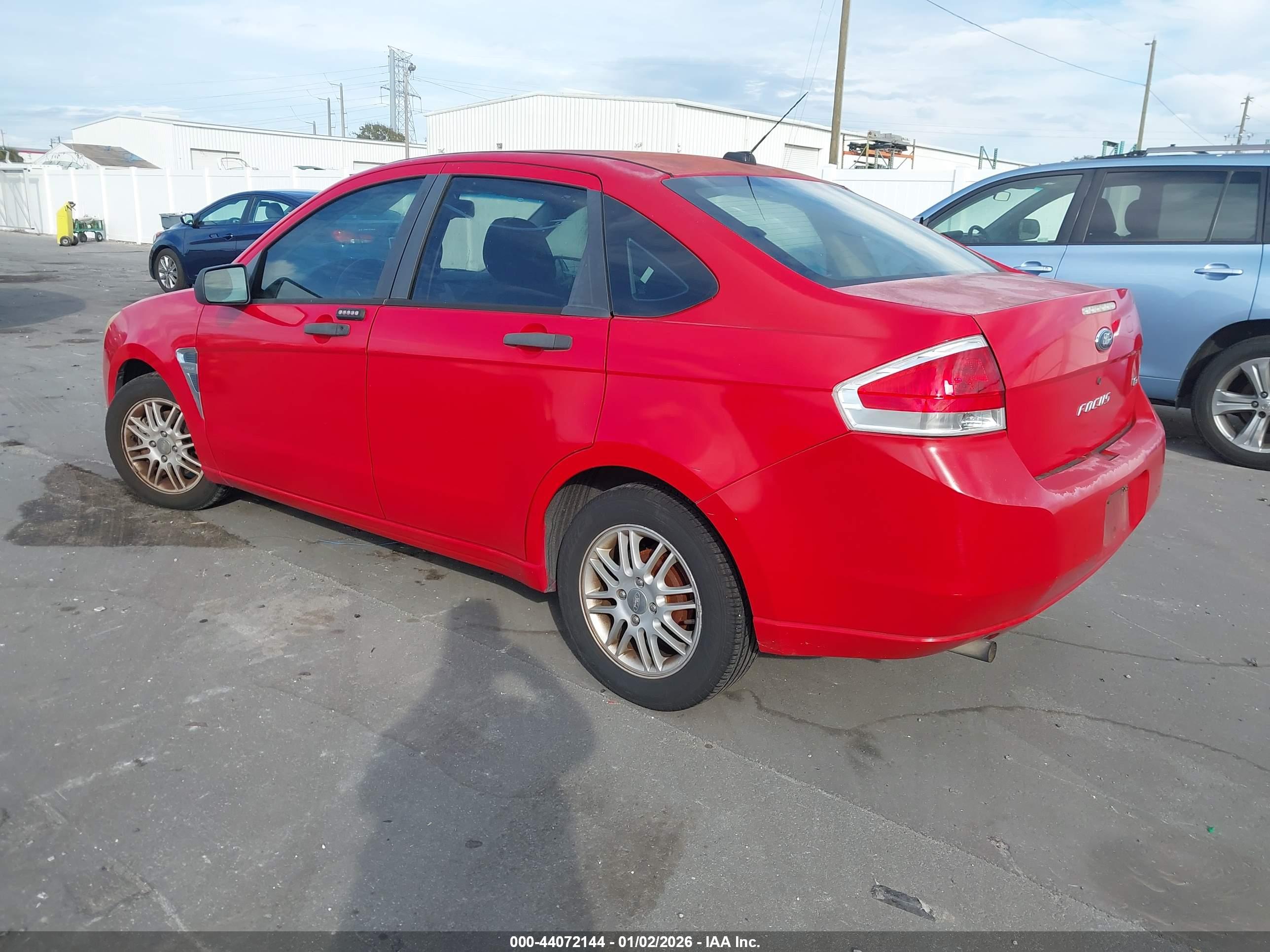 FORD FOCUS image 3