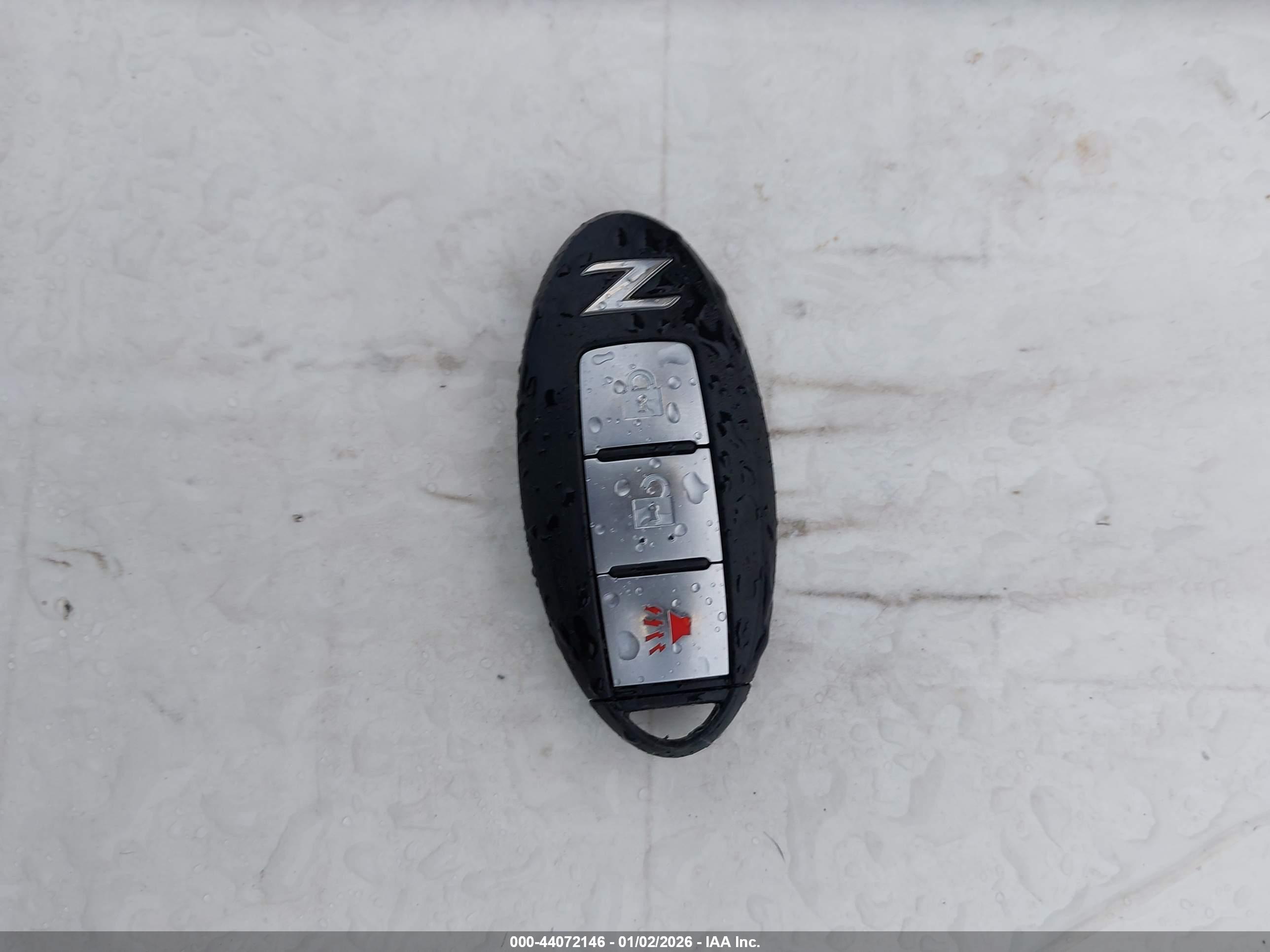 NISSAN 370Z image 11