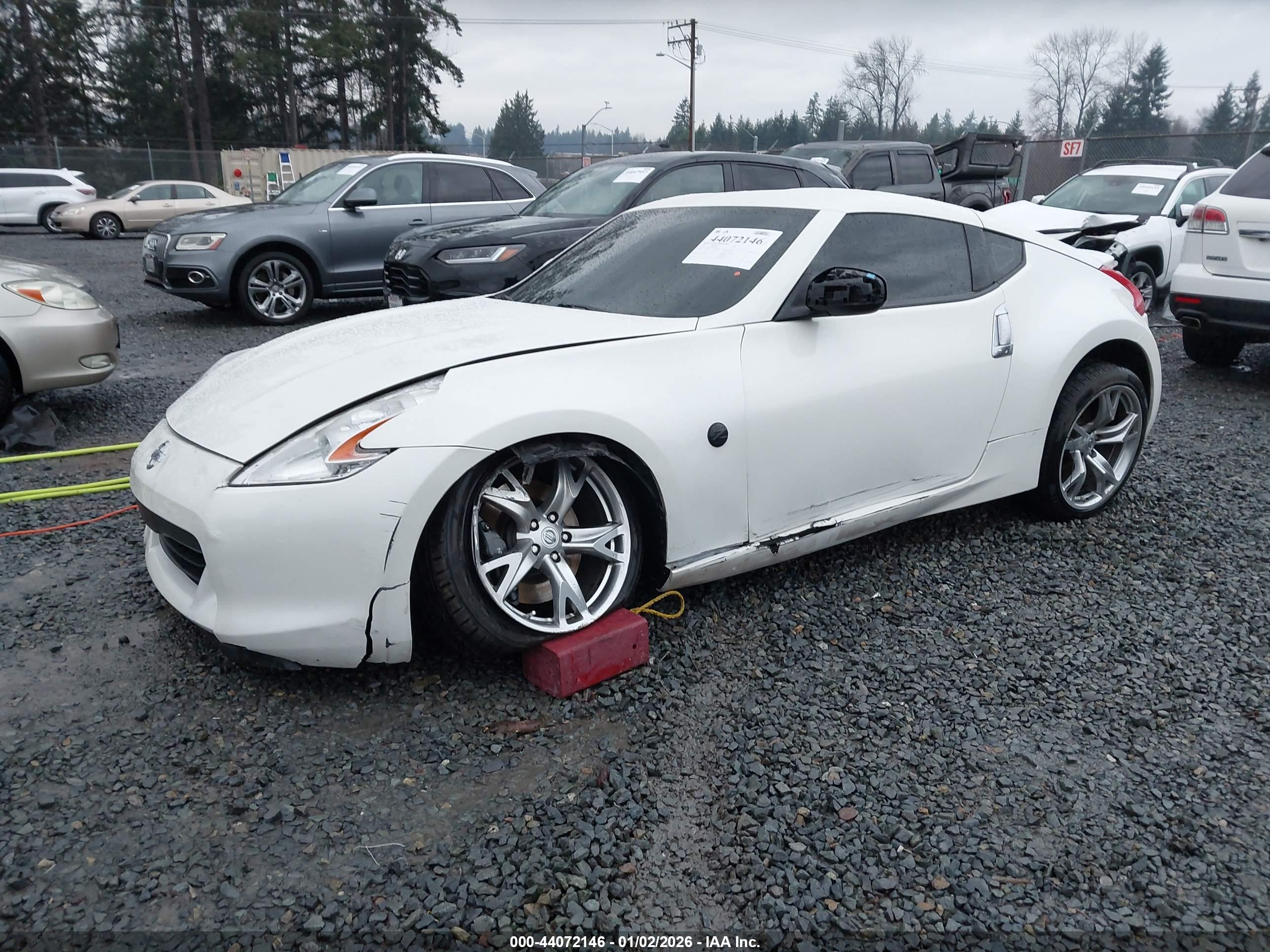 NISSAN 370Z image 2