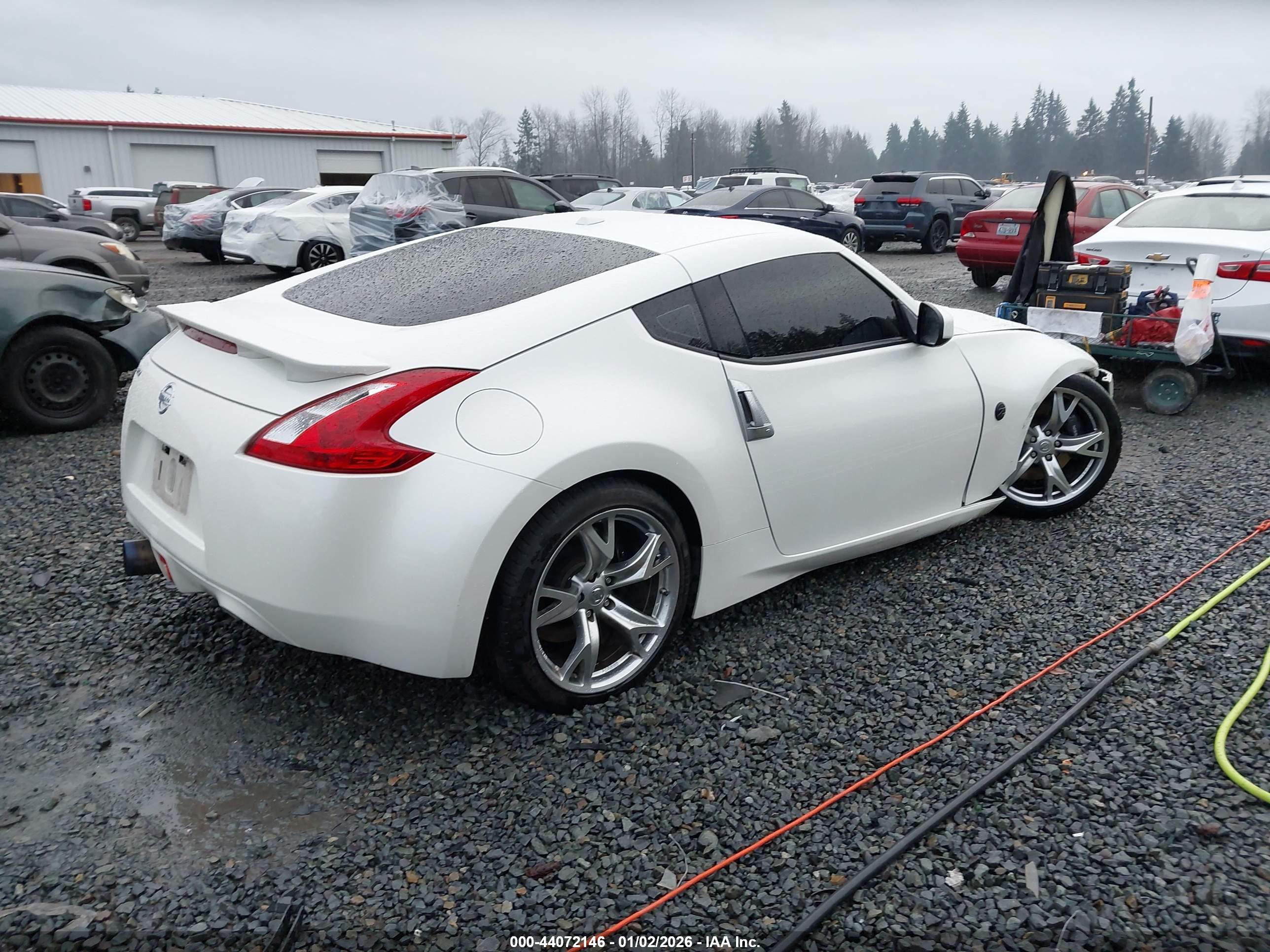 NISSAN 370Z image 4
