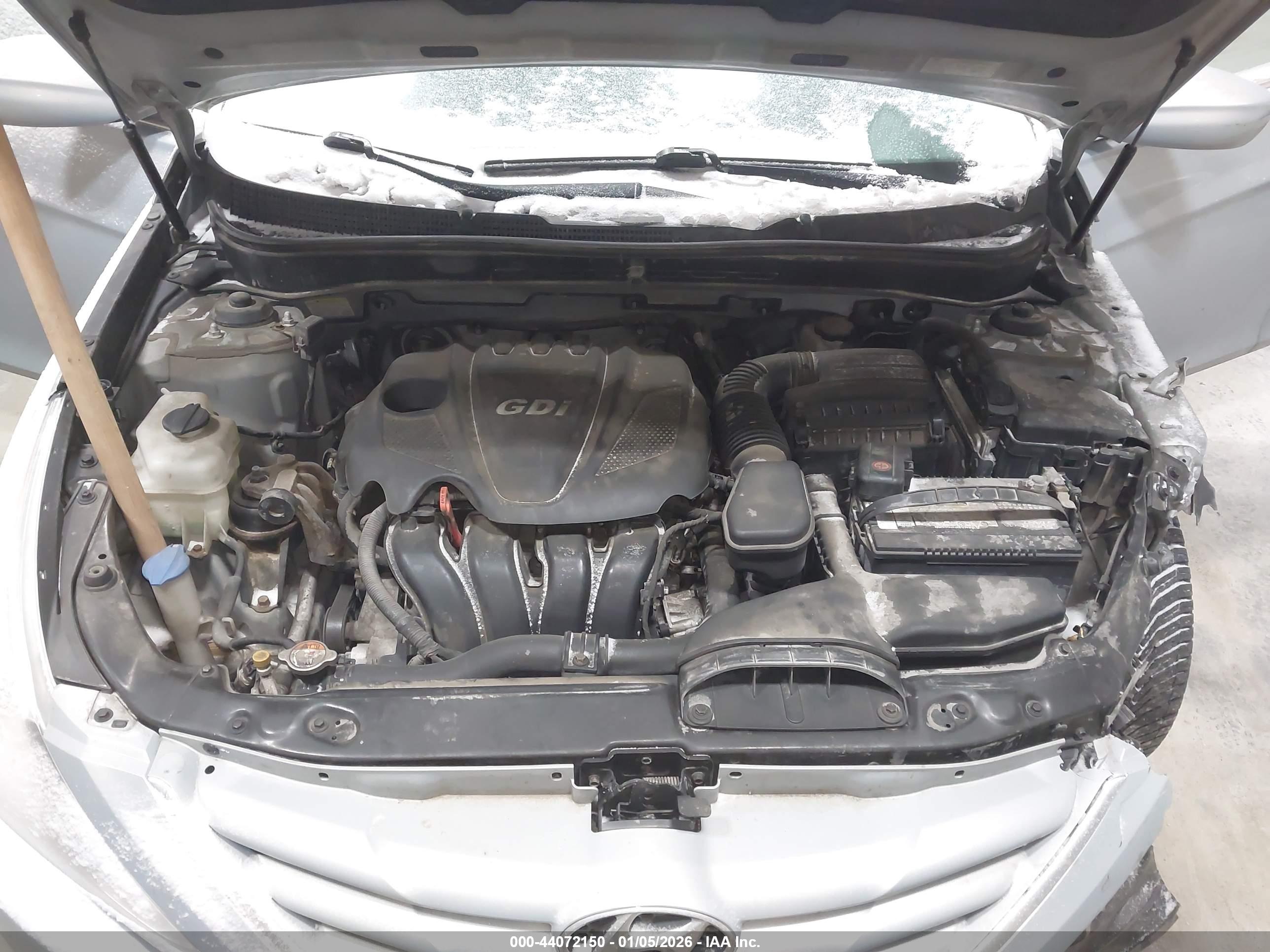 HYUNDAI SONATA image 10