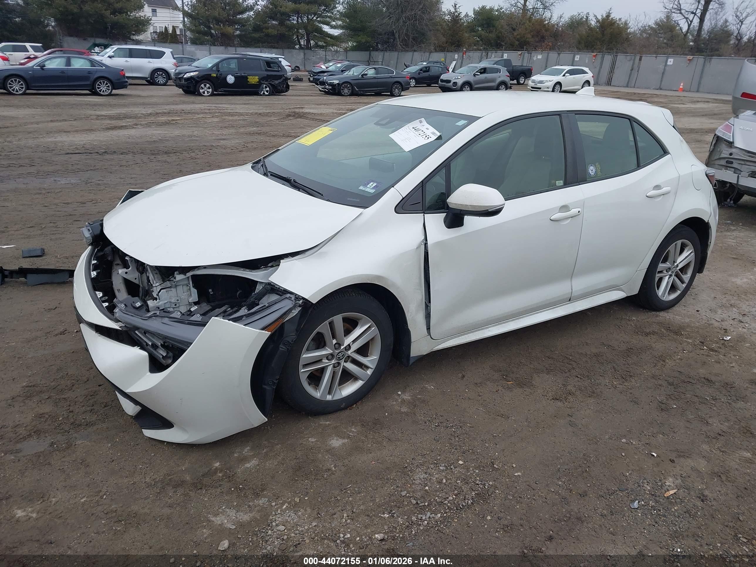TOYOTA COROLLA image 2