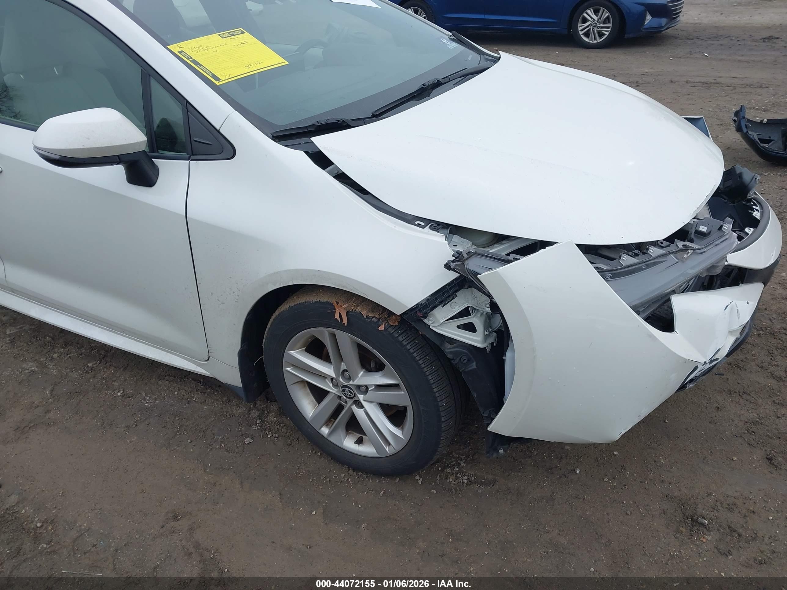 TOYOTA COROLLA image 6