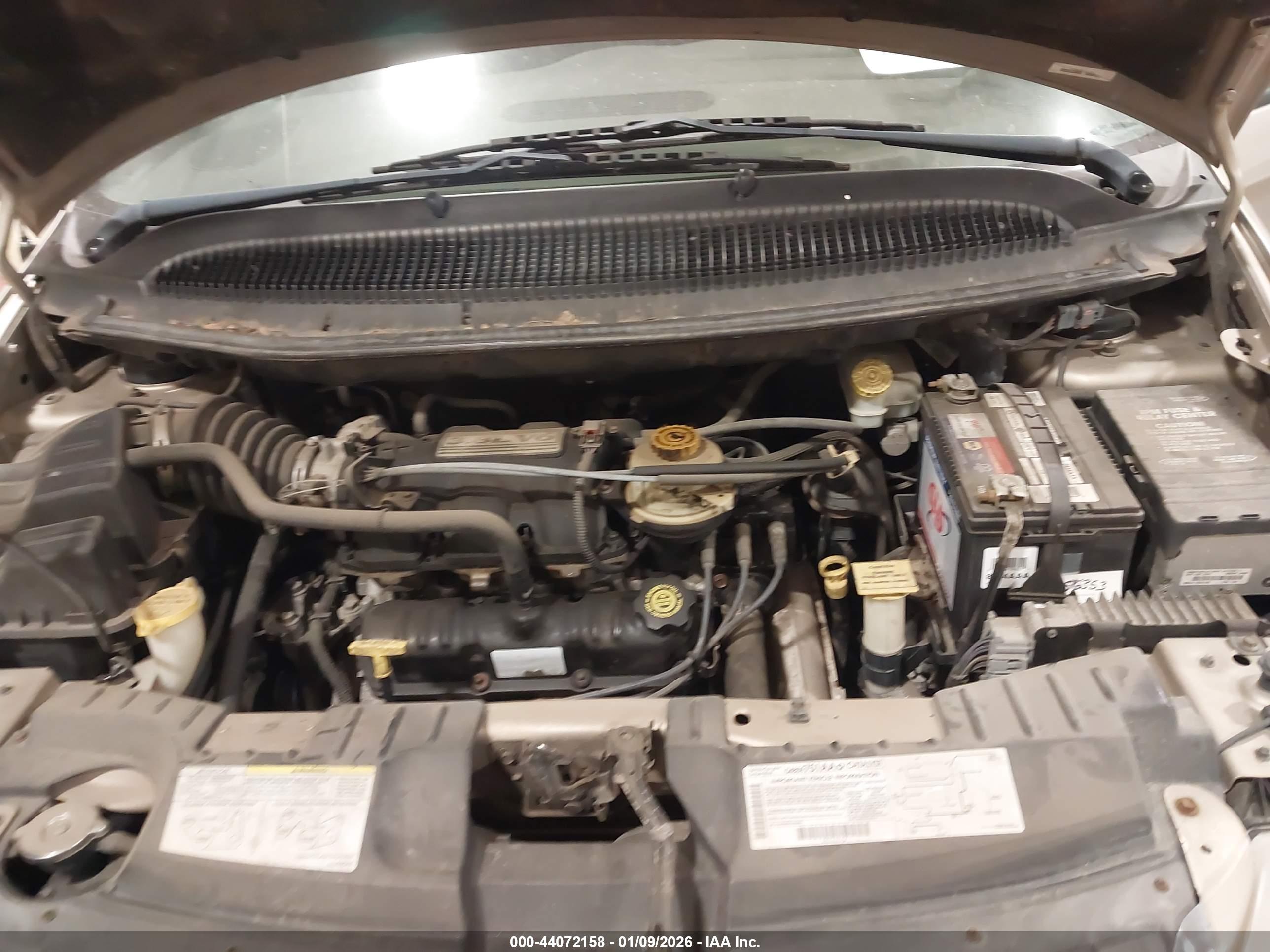 CHRYSLER TOWN image 10
