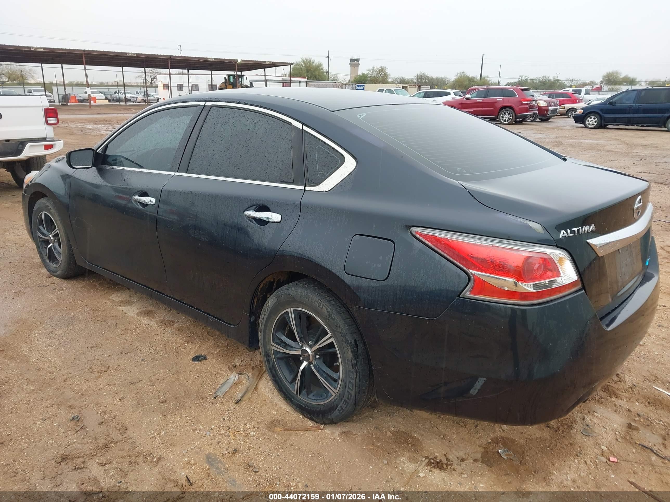 NISSAN ALTIMA image 3