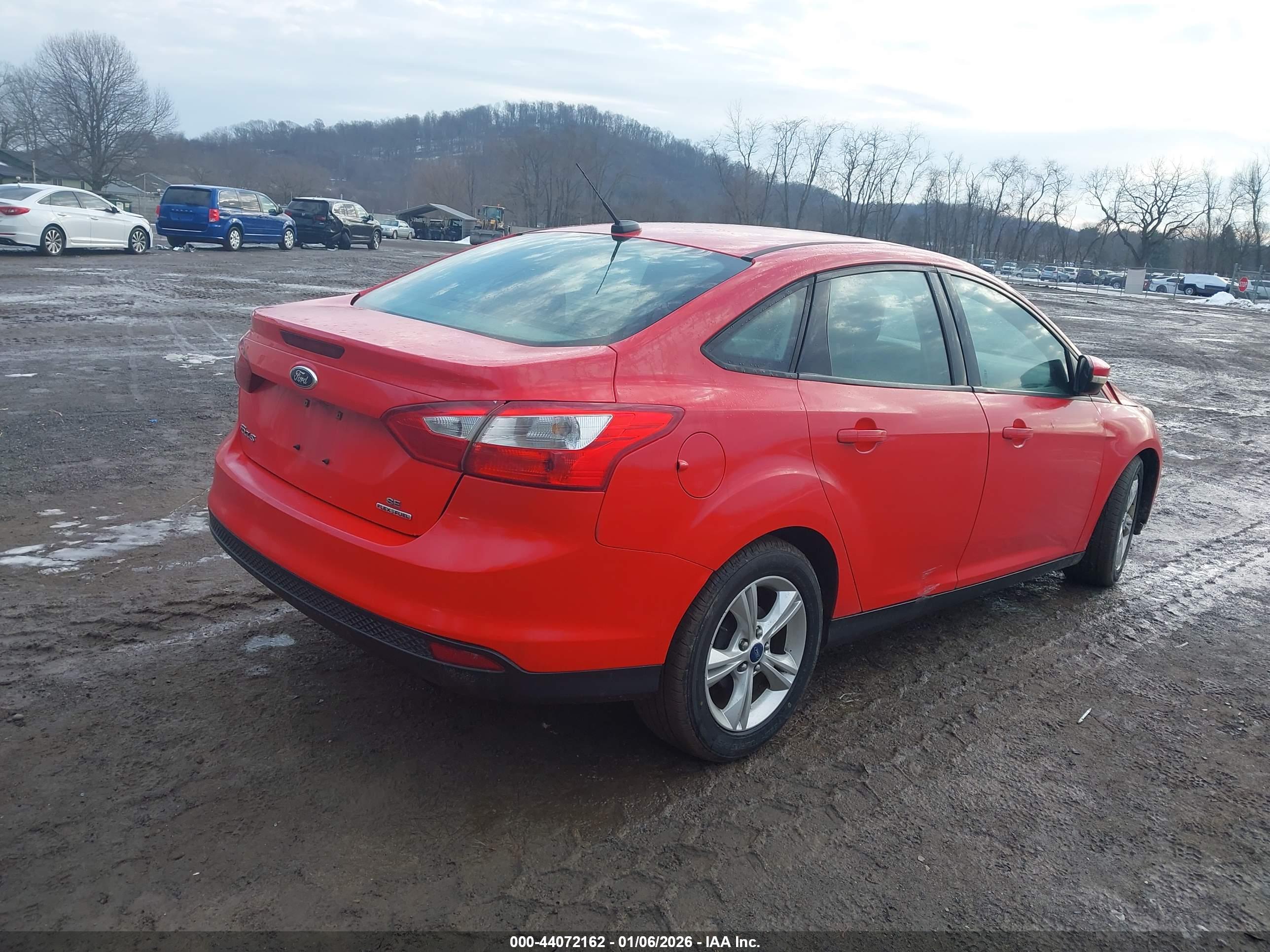 FORD FOCUS image 4