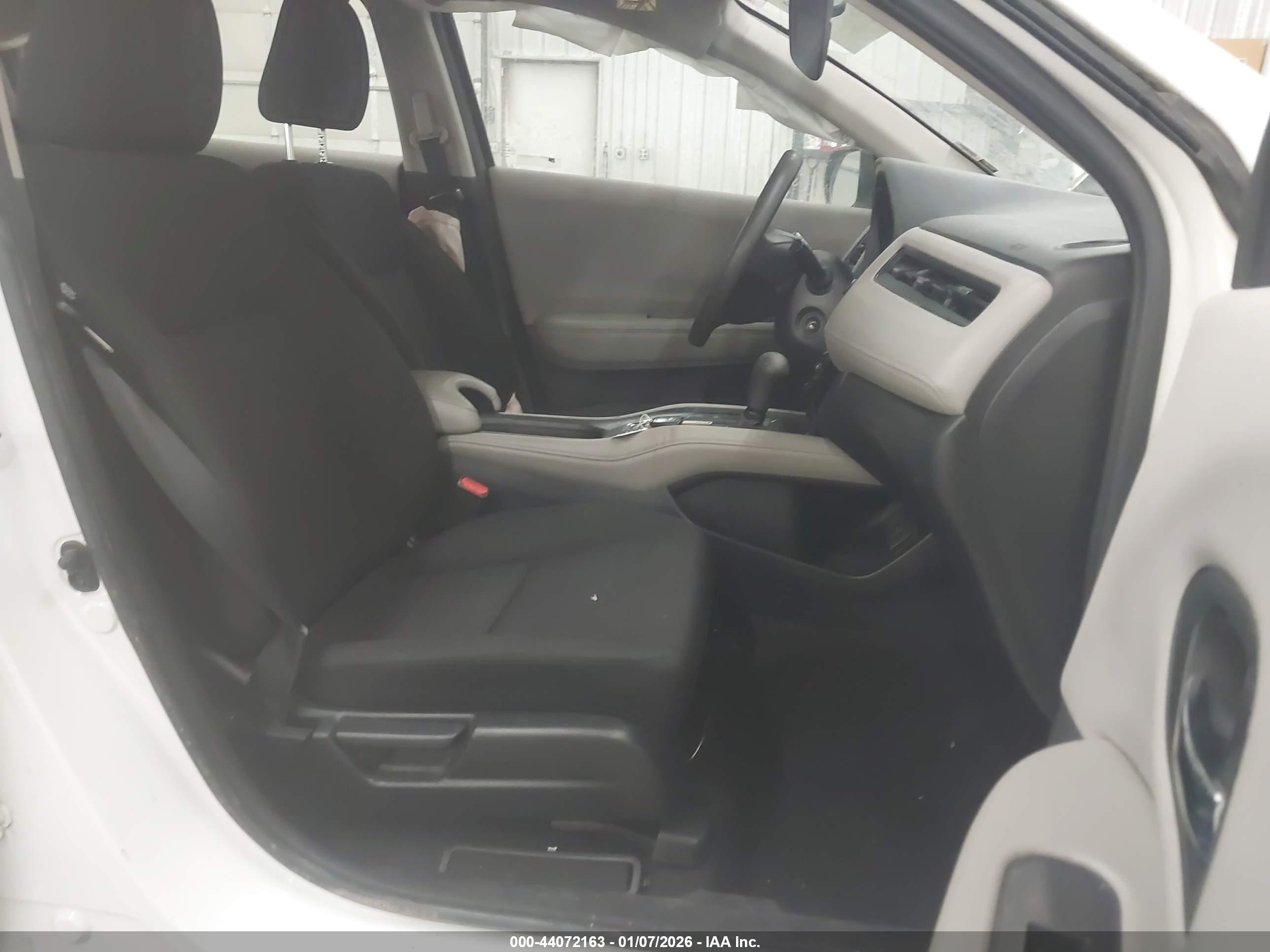 HONDA HR-V image 5