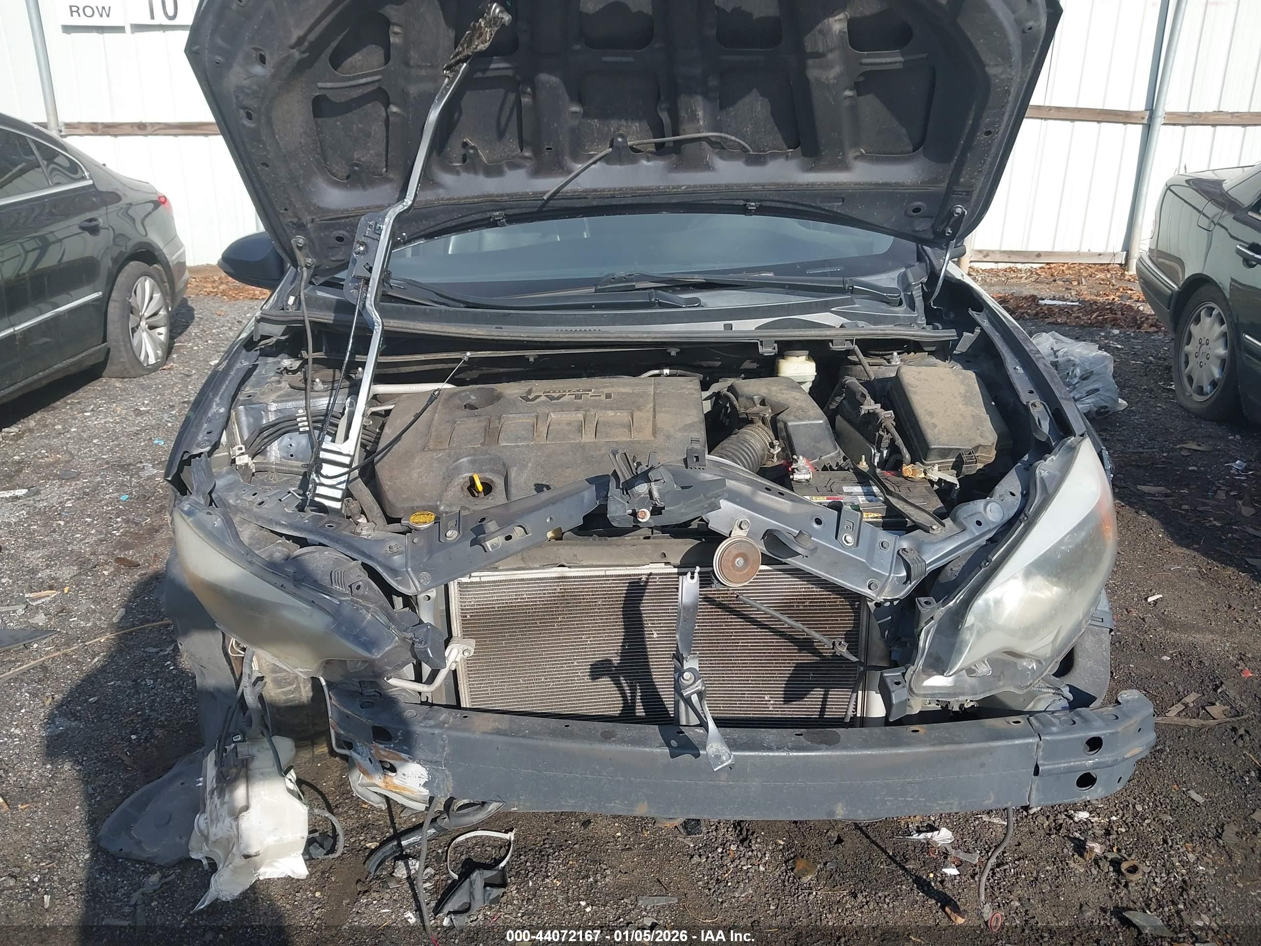 TOYOTA COROLLA image 10