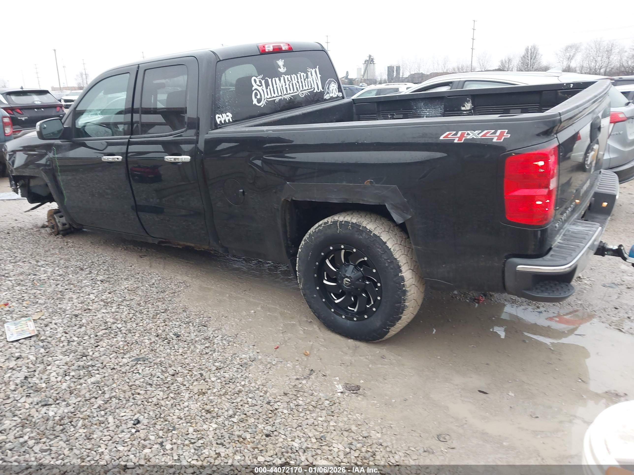 CHEVROLET SILVERADO image 3