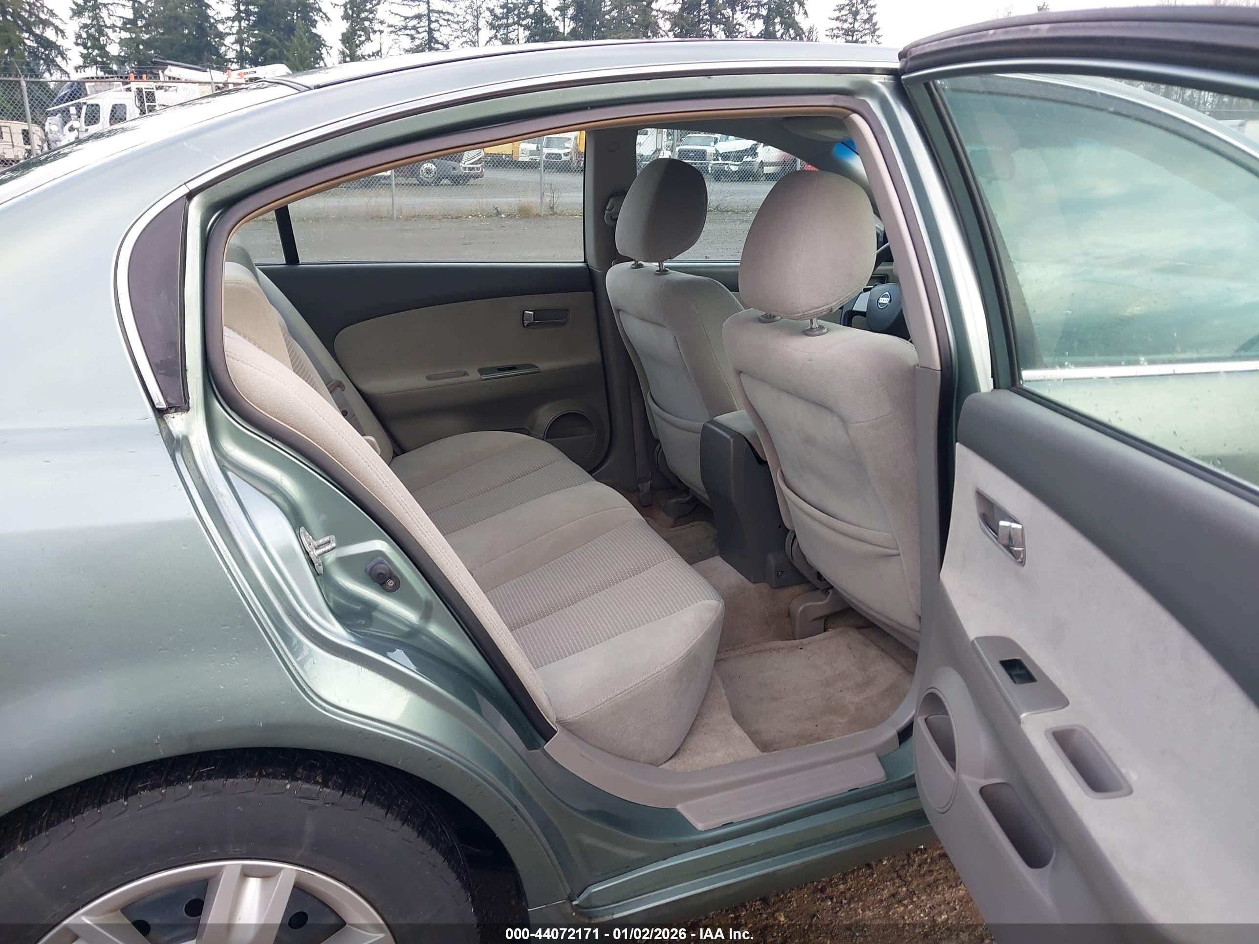NISSAN ALTIMA image 8